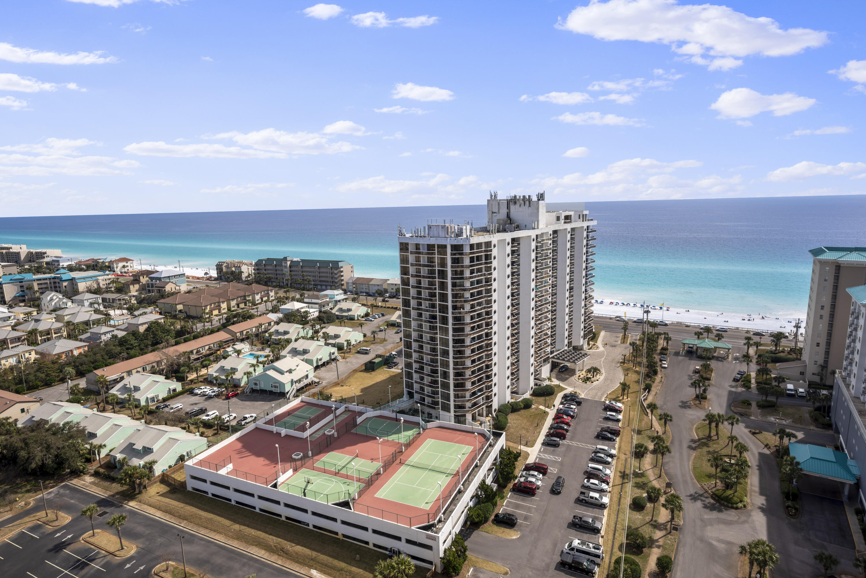 ARIEL DUNES - Residential