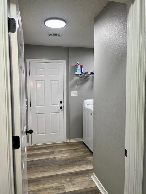 CREETWOOD PLACE - Residential Lease