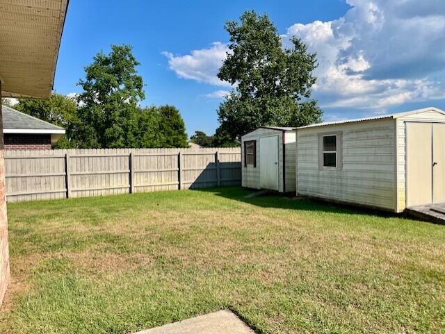 CREETWOOD PLACE - Residential Lease