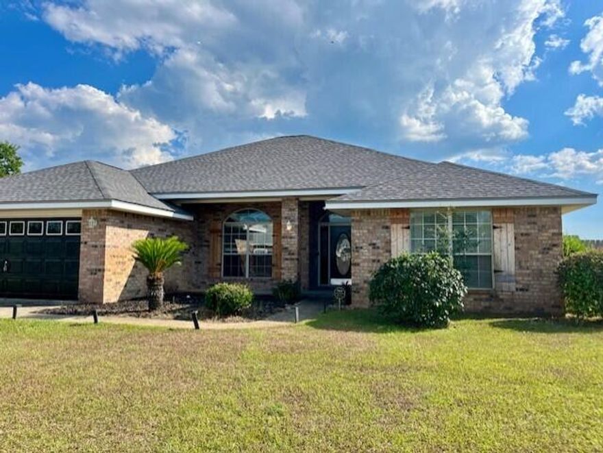 For Rent! 4 bed/2 bath in Navarre. Home sits on a corner lot and features a split floor plan with a spacious master suite & offers double vanities, walk in closet and a separate shower and jet tub. The home has a breakfast nook as well as a formal dining area that could be used as a study/office. The living area features a wood burning fire place and lots of natural light. For more information, Contact Navarre Beach Realty at 850-936-0700. Our office is located at 8666 Navarre Parkway in the Winn Dixie Shopping Center. Call to schedule viewing. Home is occupied and an appointment is necessary. Dogs are allowed with a $350 nonrefundable pet fee per pet. No cats.