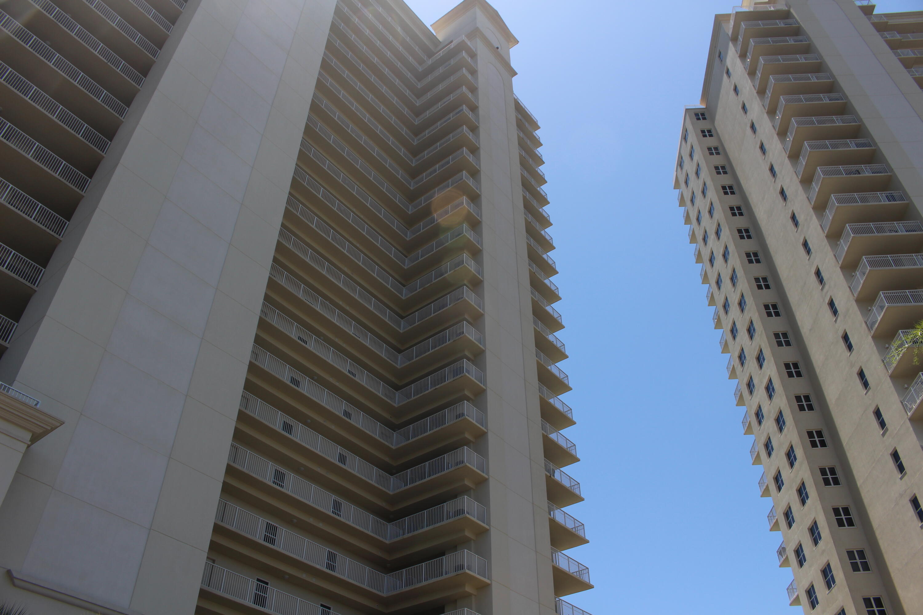 Ariel Dunes I - Residential