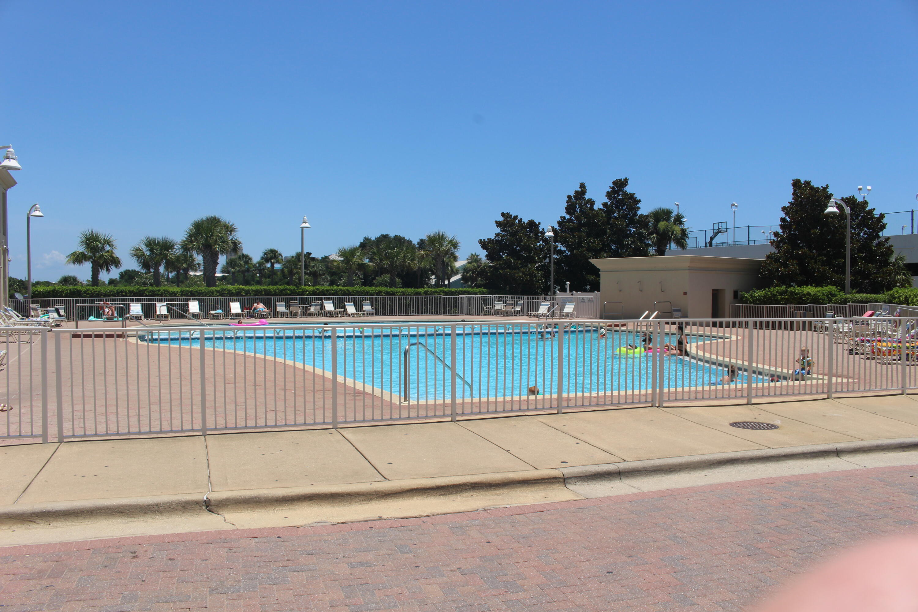 Ariel Dunes I - Residential