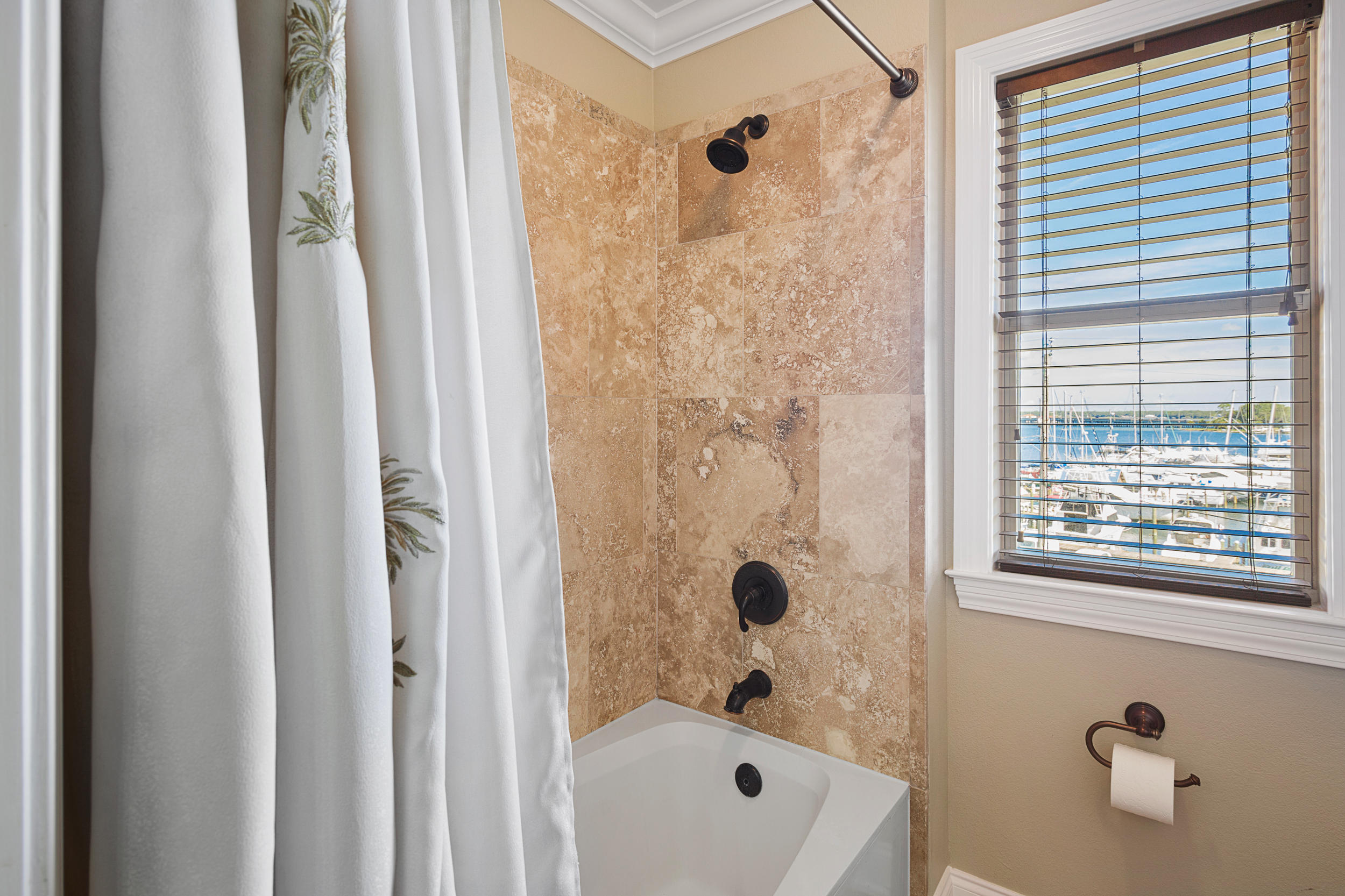 CASA MARINA S/D - Residential