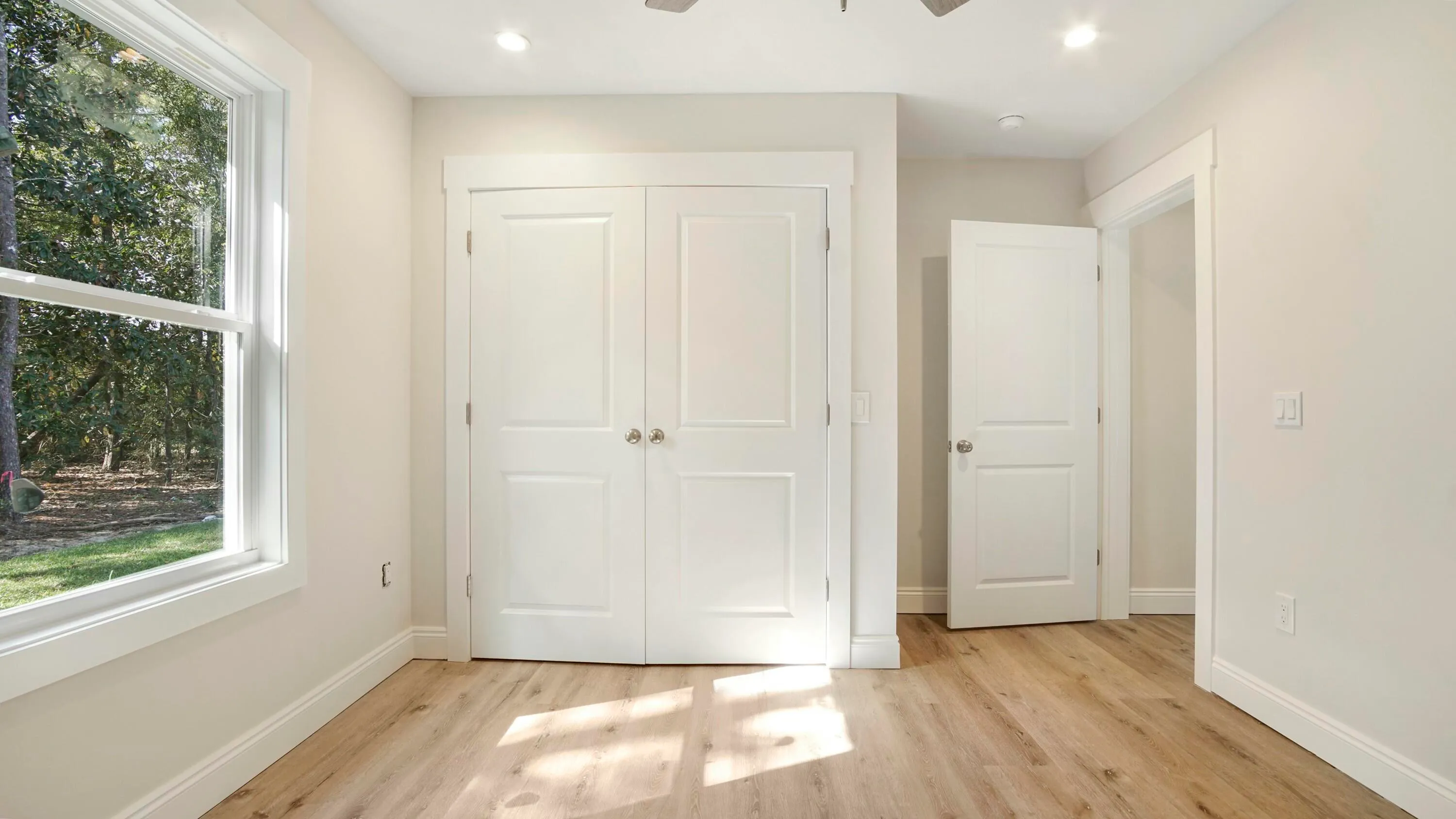 Defuniak Springs, Florida 32433, United States, 3 Bedrooms Bedrooms, ,2 BathroomsBathrooms,Residential,Active,111214