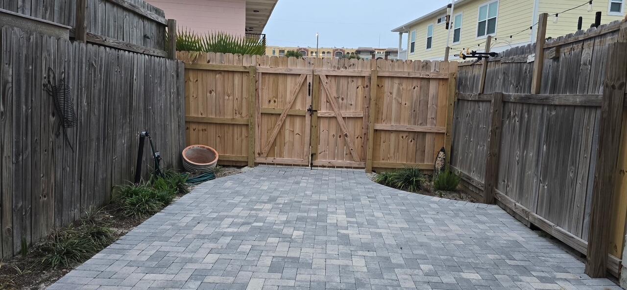 CHATEAU BY THE SEA - Residential