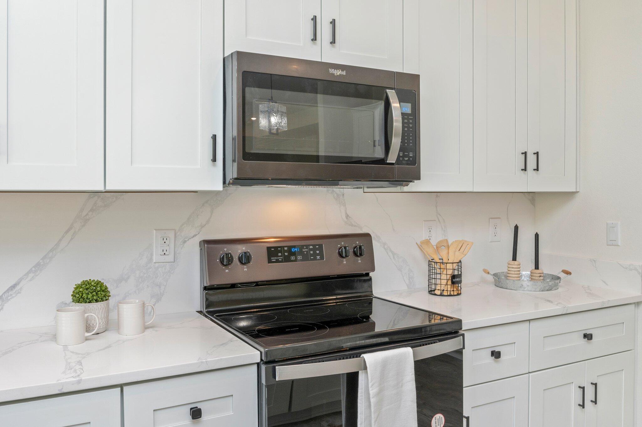 HOMEWOOD EST - Residential