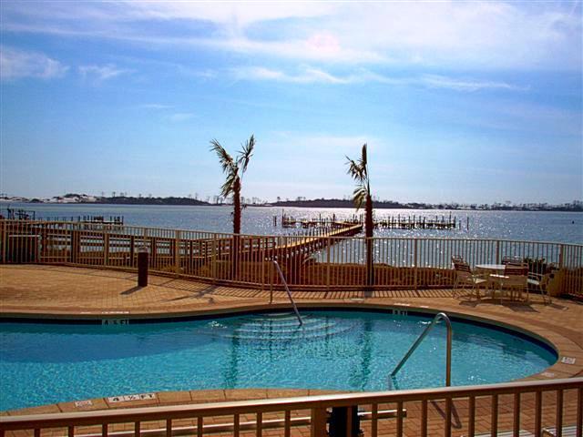 INTERCOASTAL POINTE - Residential