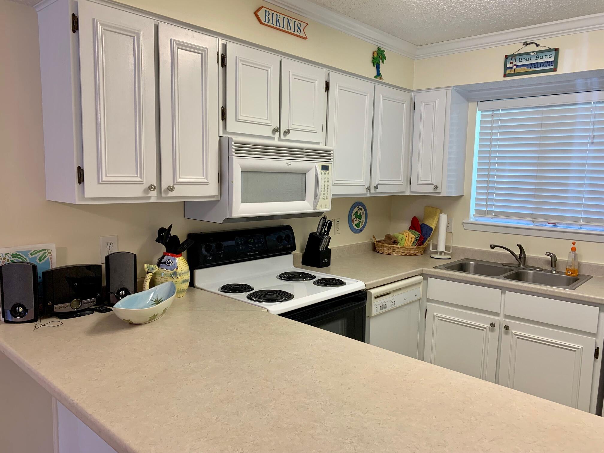 PORTSIDE CONDO - Residential