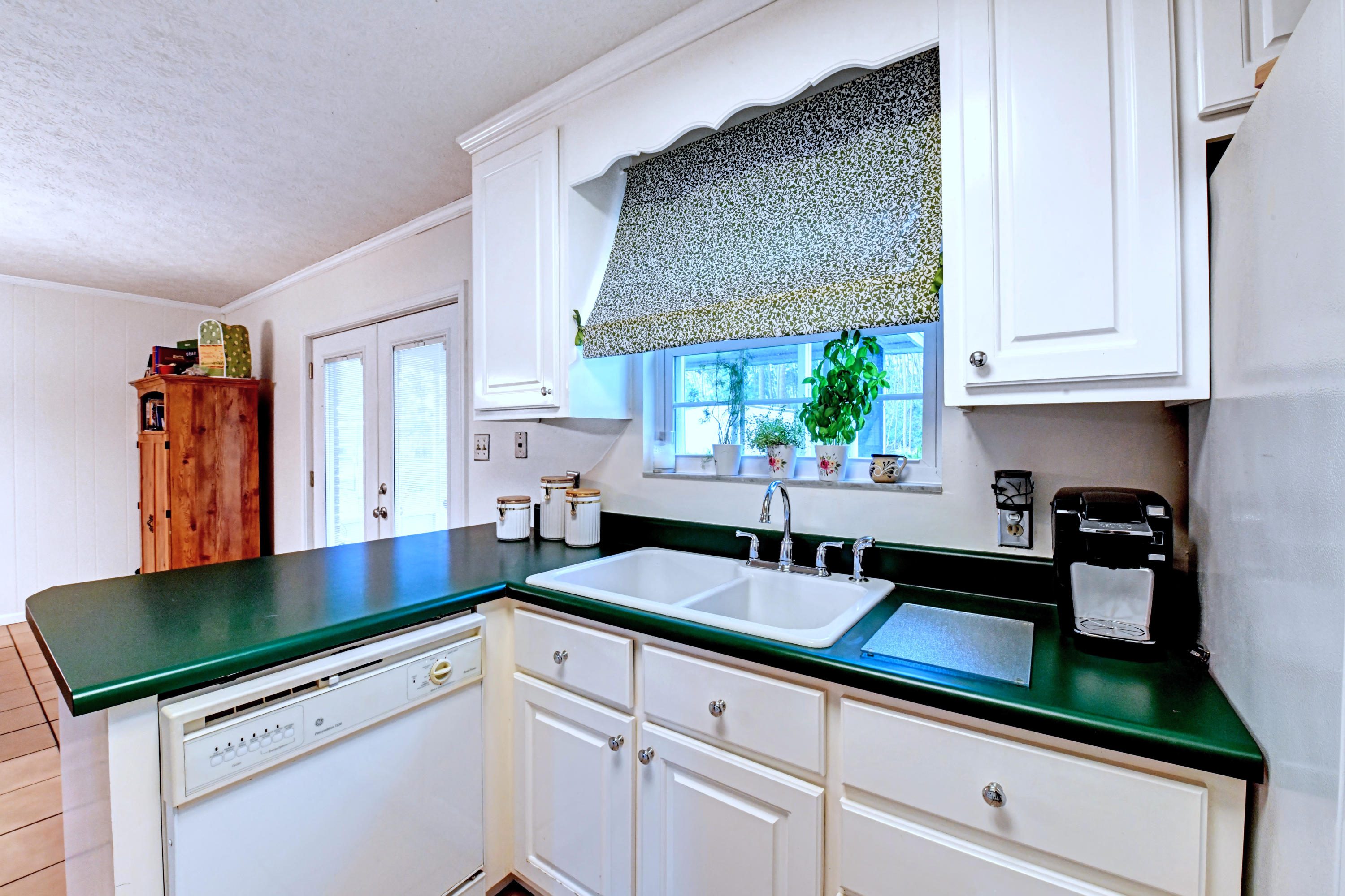 KING ESTATES - Residential