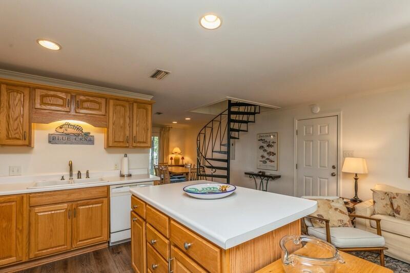 FT WALTON S0UTH-BAY - Residential