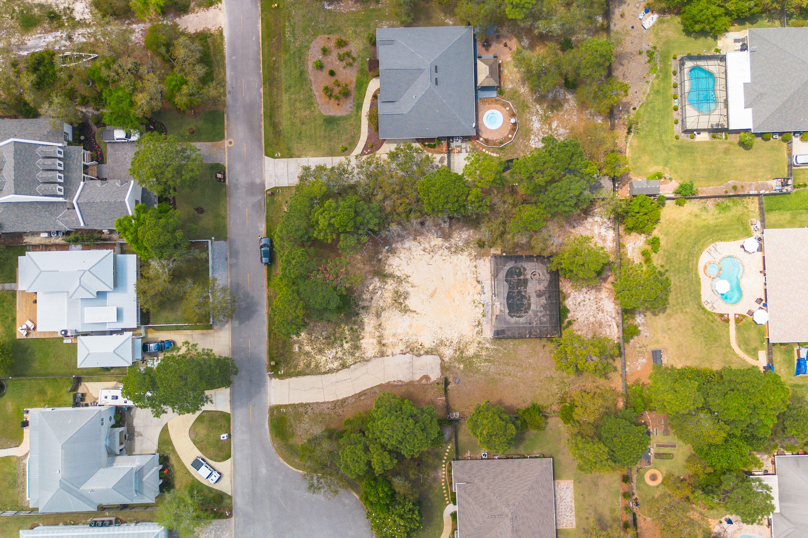 DRIFTWOOD ESTATES - Land