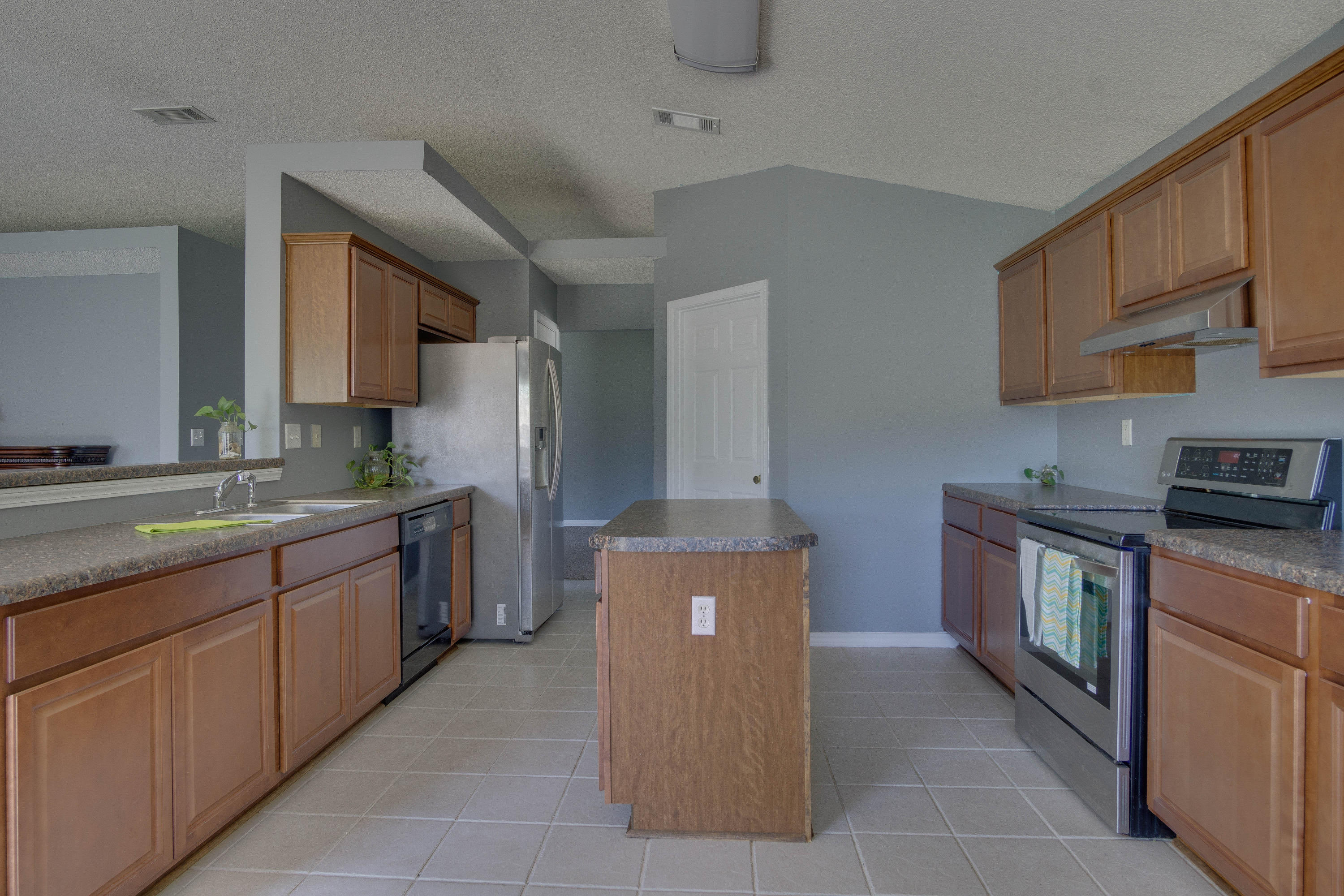 COUNTRYVIEW ESTATES - Residential