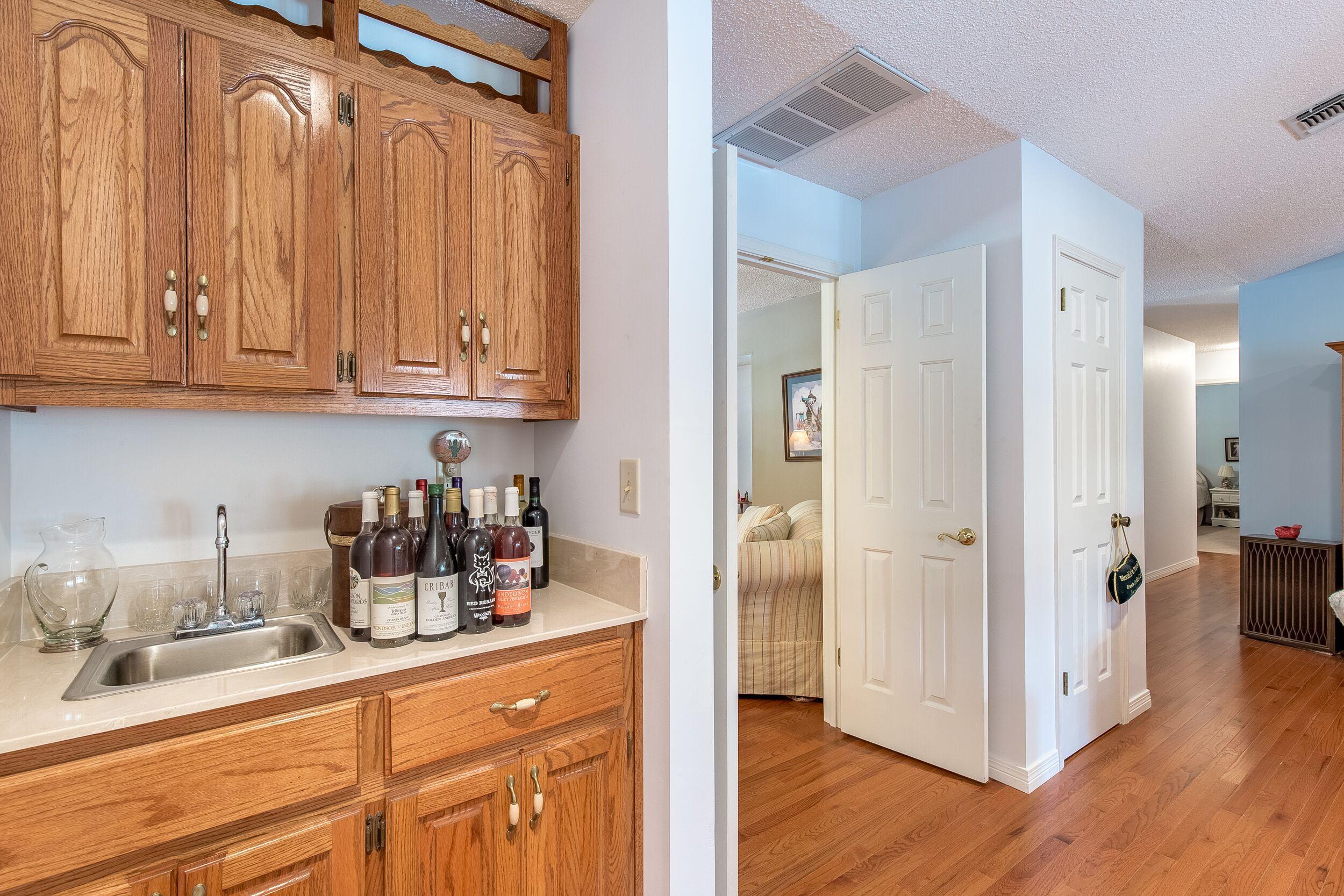 SHIRKS BAYOU - Residential