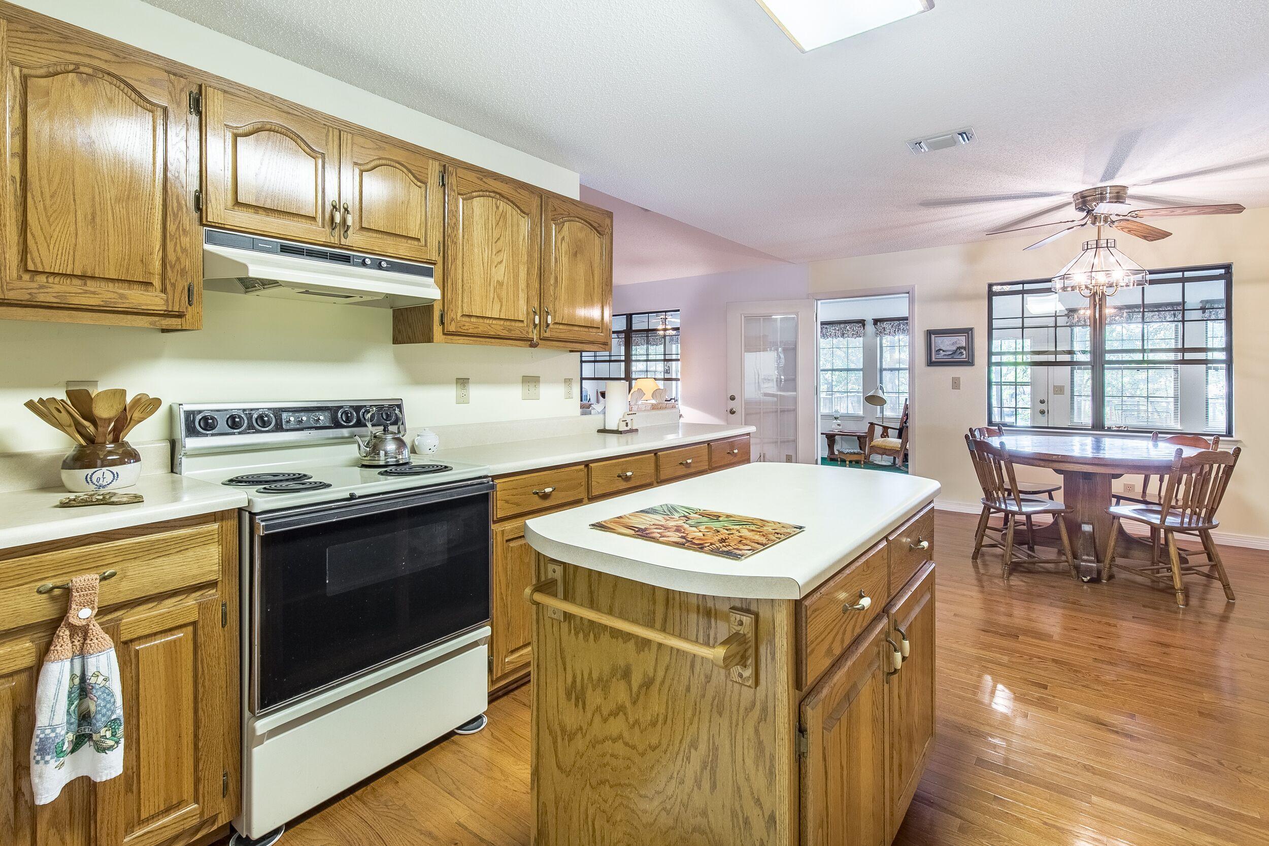 SHIRKS BAYOU - Residential