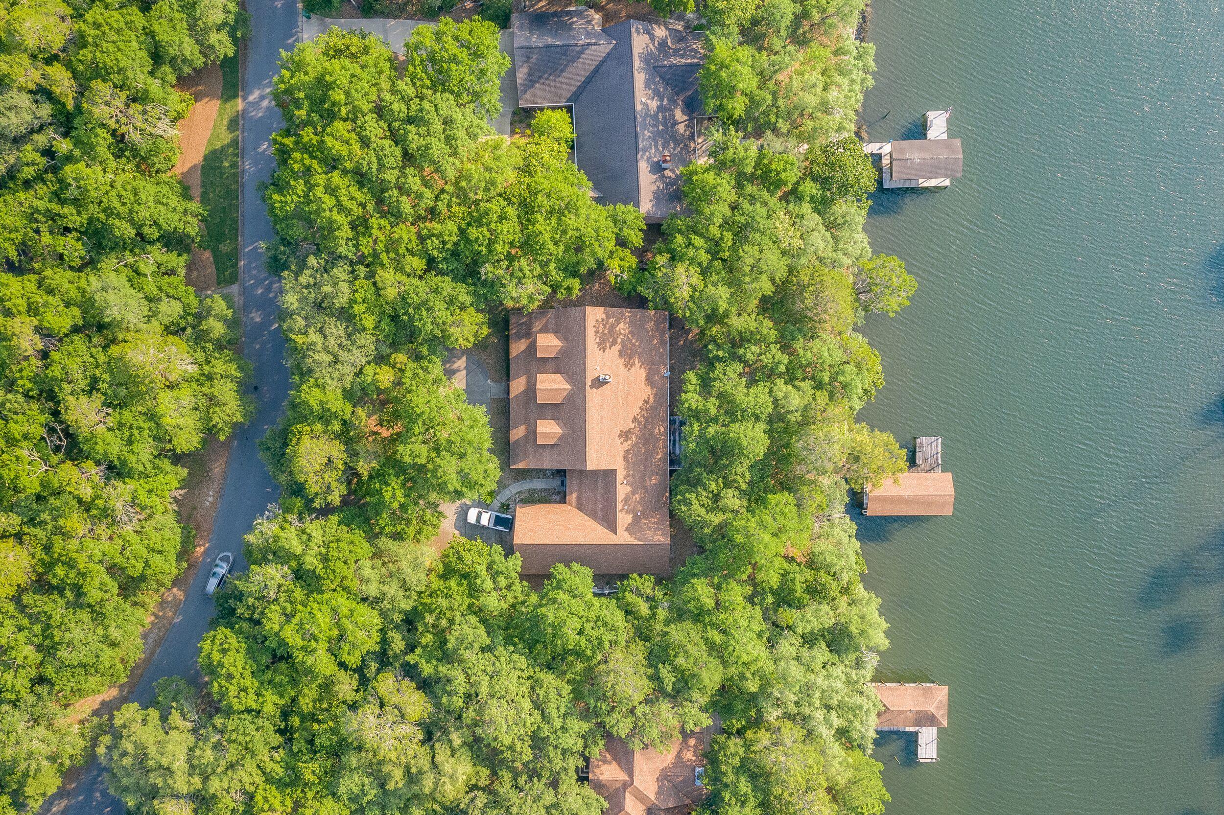 SHIRKS BAYOU - Residential