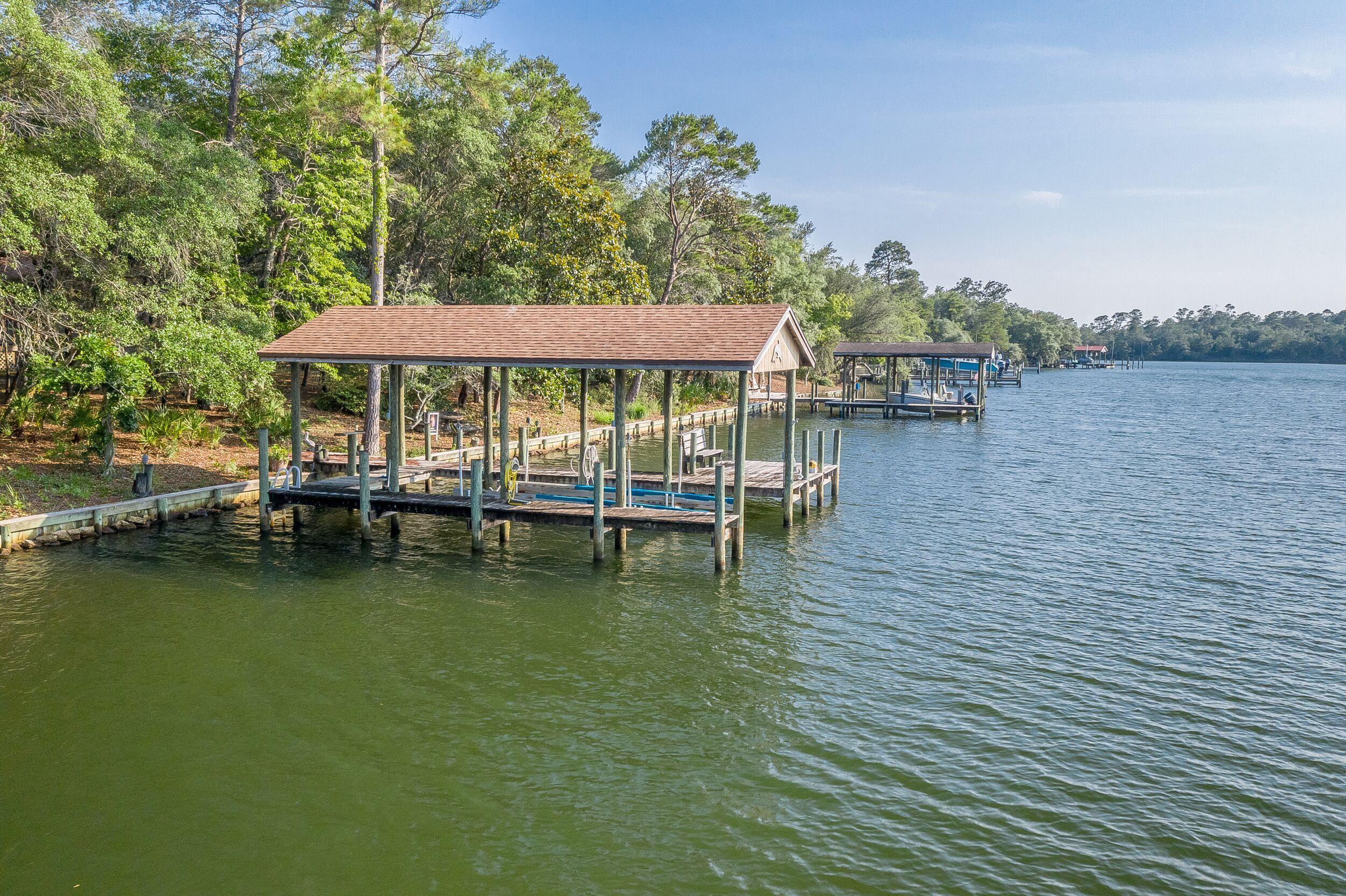 SHIRKS BAYOU - Residential