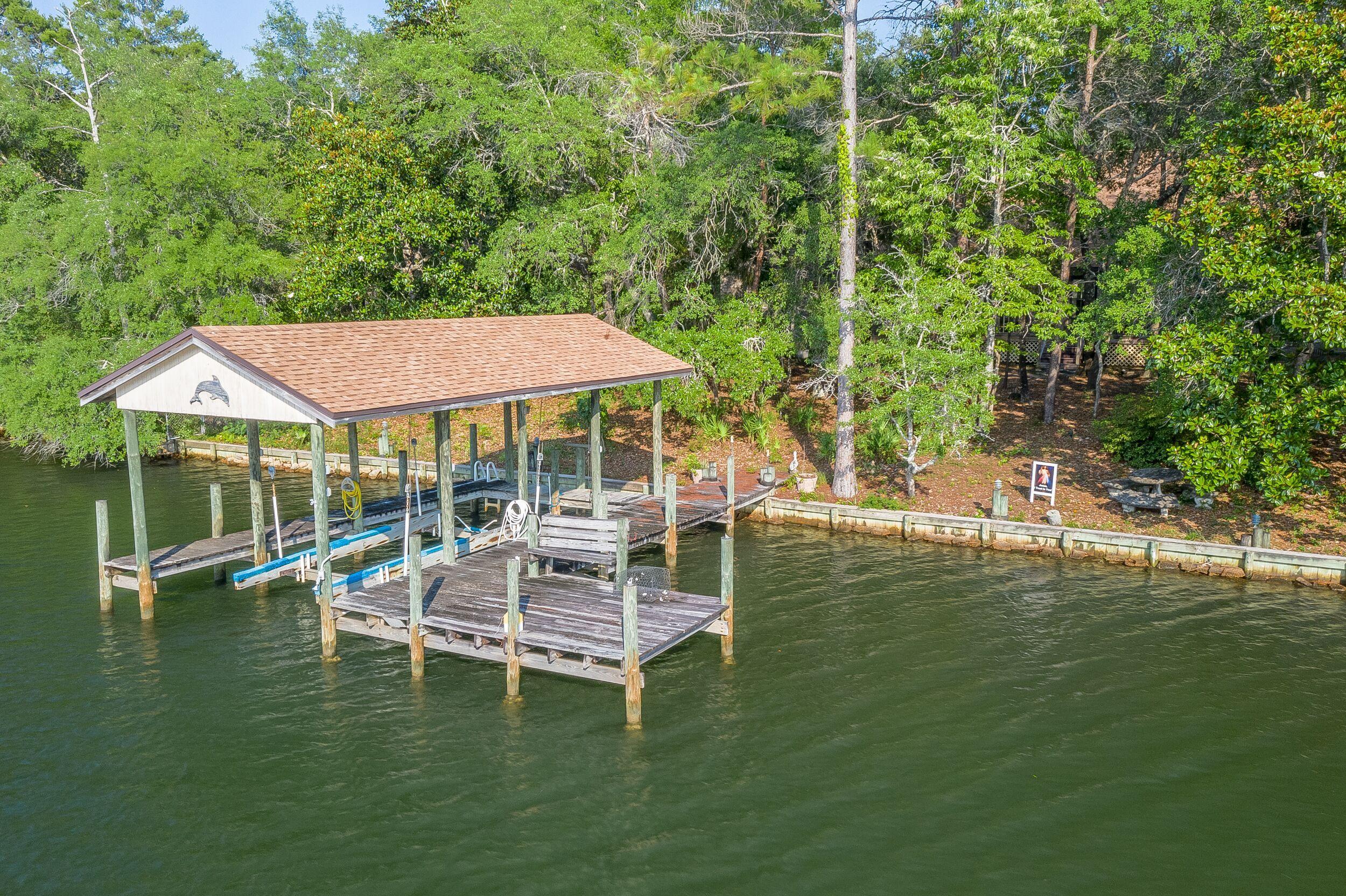 SHIRKS BAYOU - Residential