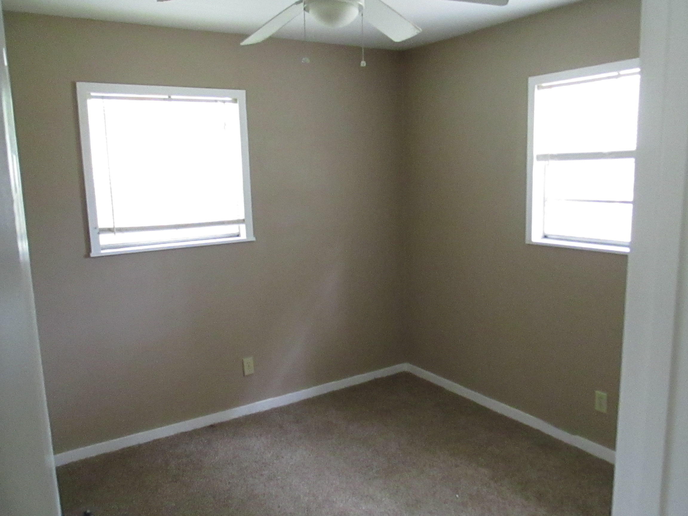 TOWN OF SANTA ROSA - Residential Lease