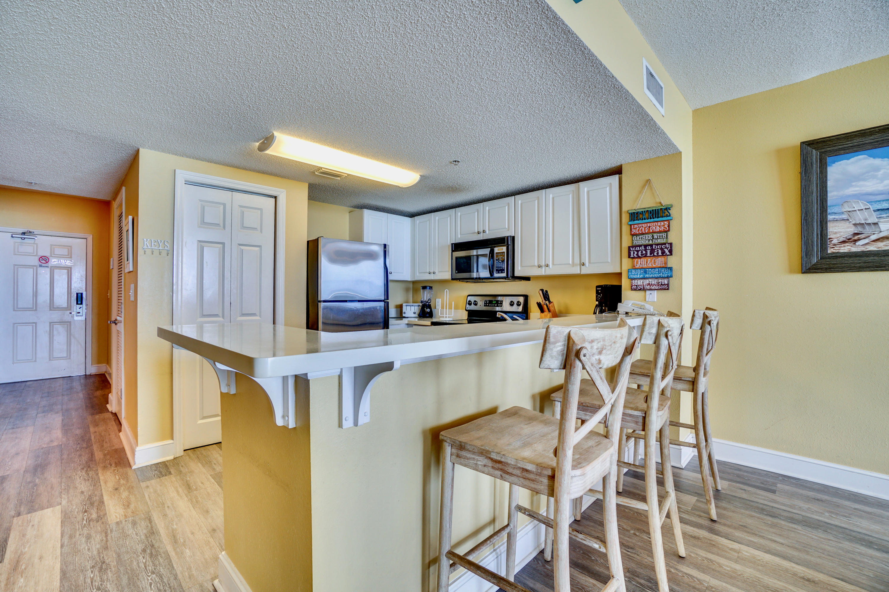 MAJESTIC BEACH TOWERS I - Residential