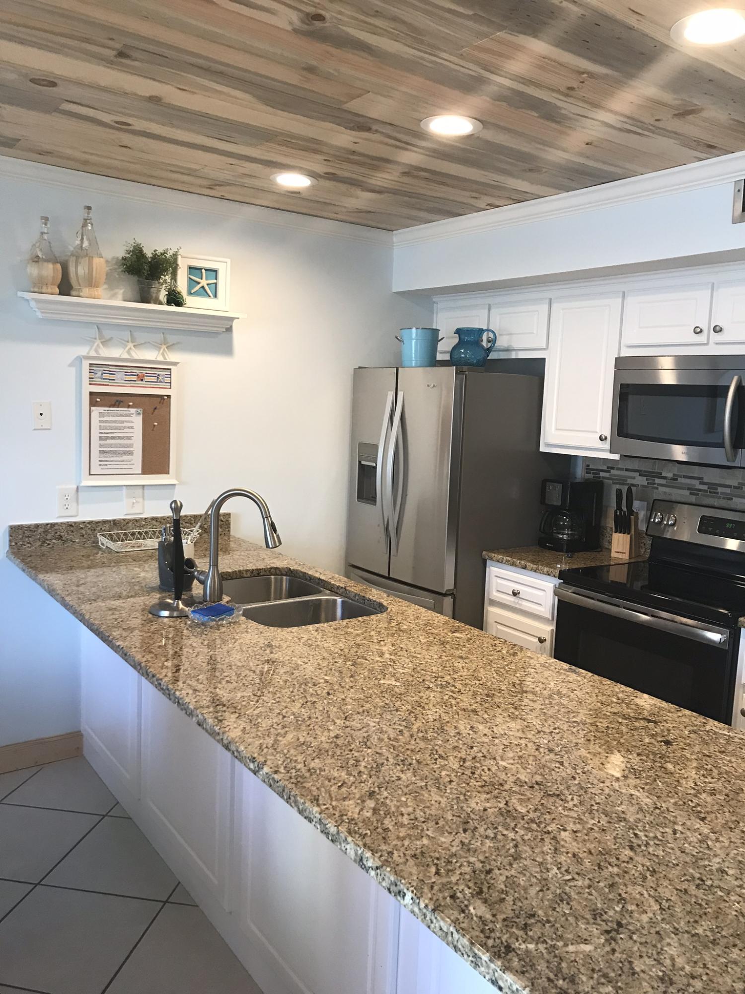 BLUE SURF T/H - Residential