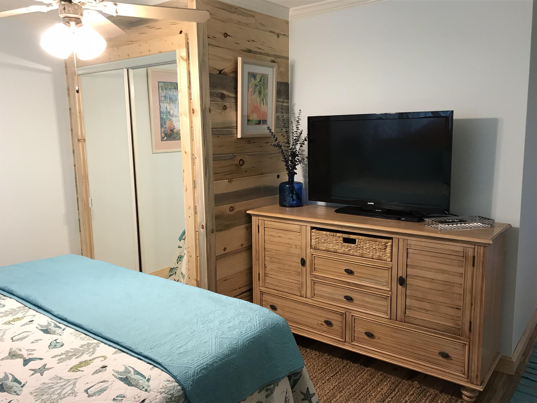 BLUE SURF T/H - Residential