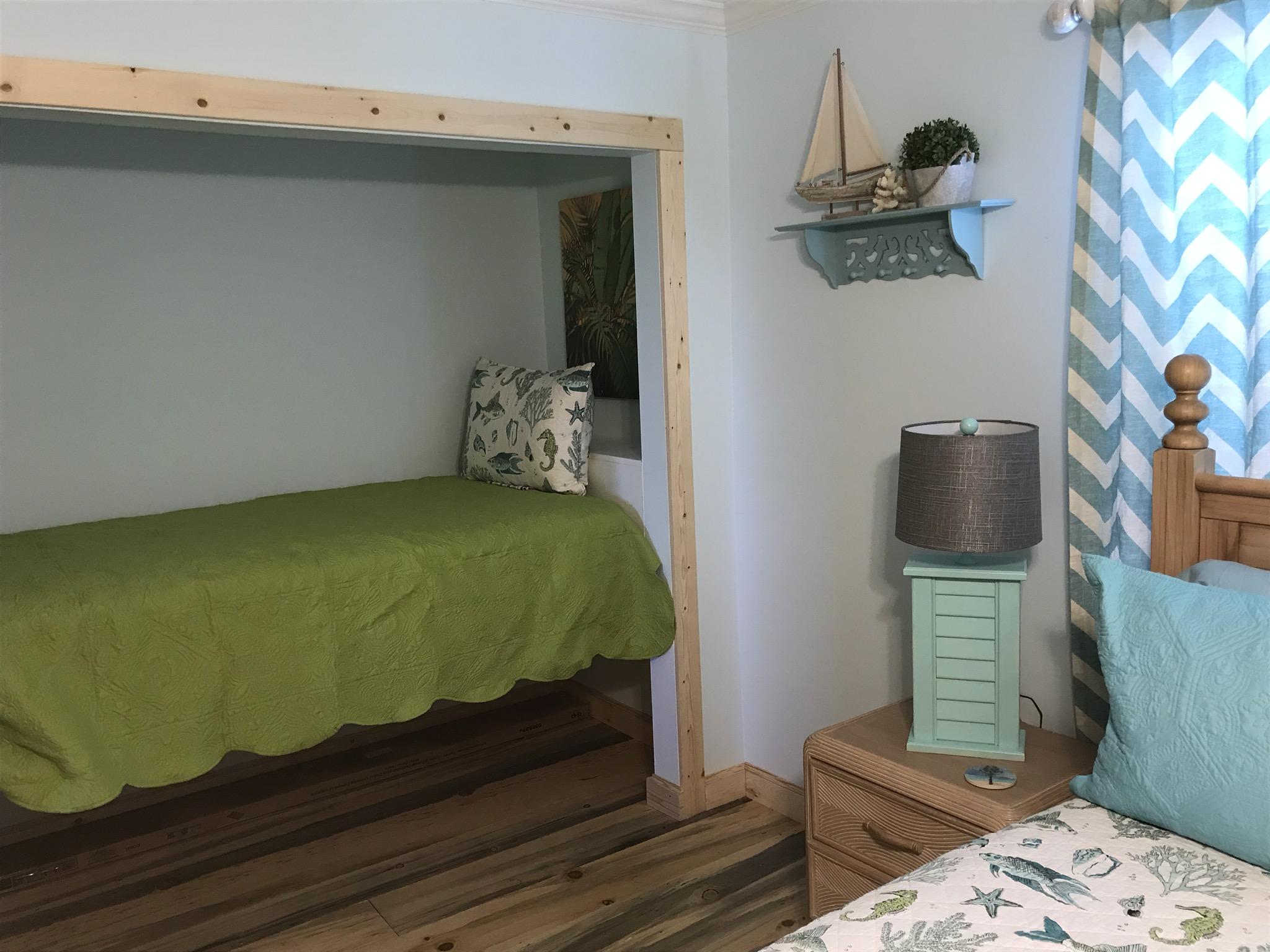 BLUE SURF T/H - Residential