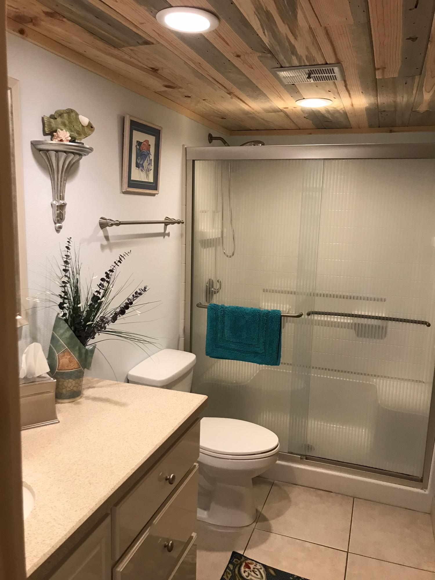 BLUE SURF T/H - Residential