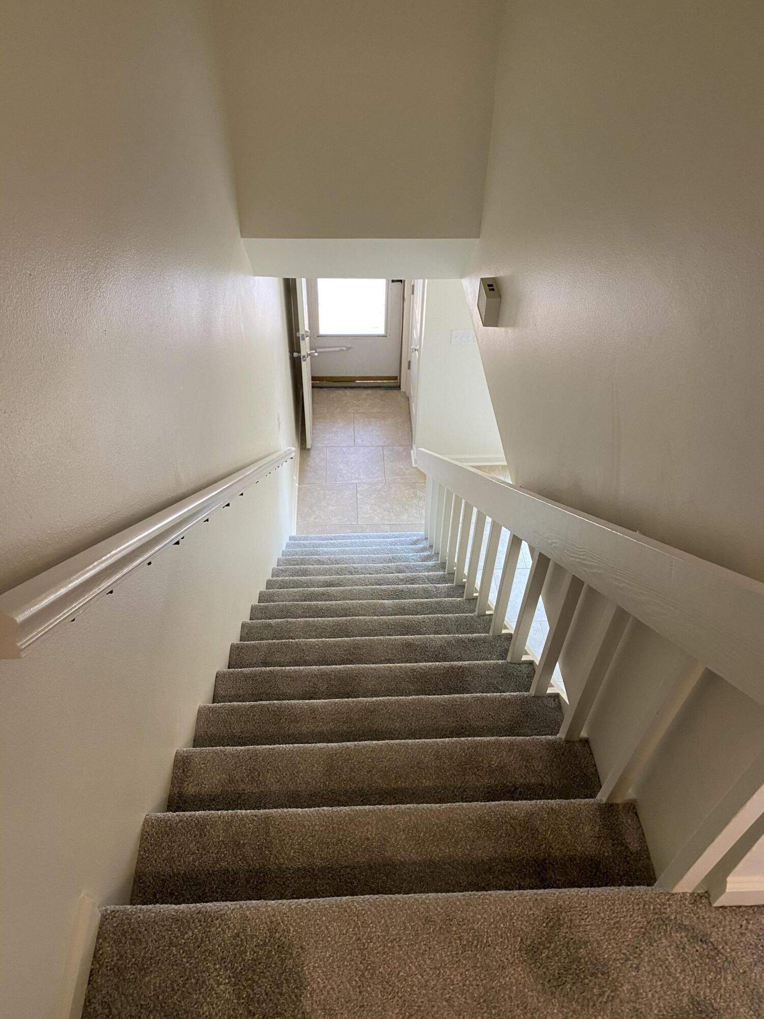 FOREST VIEW T/H - Residential