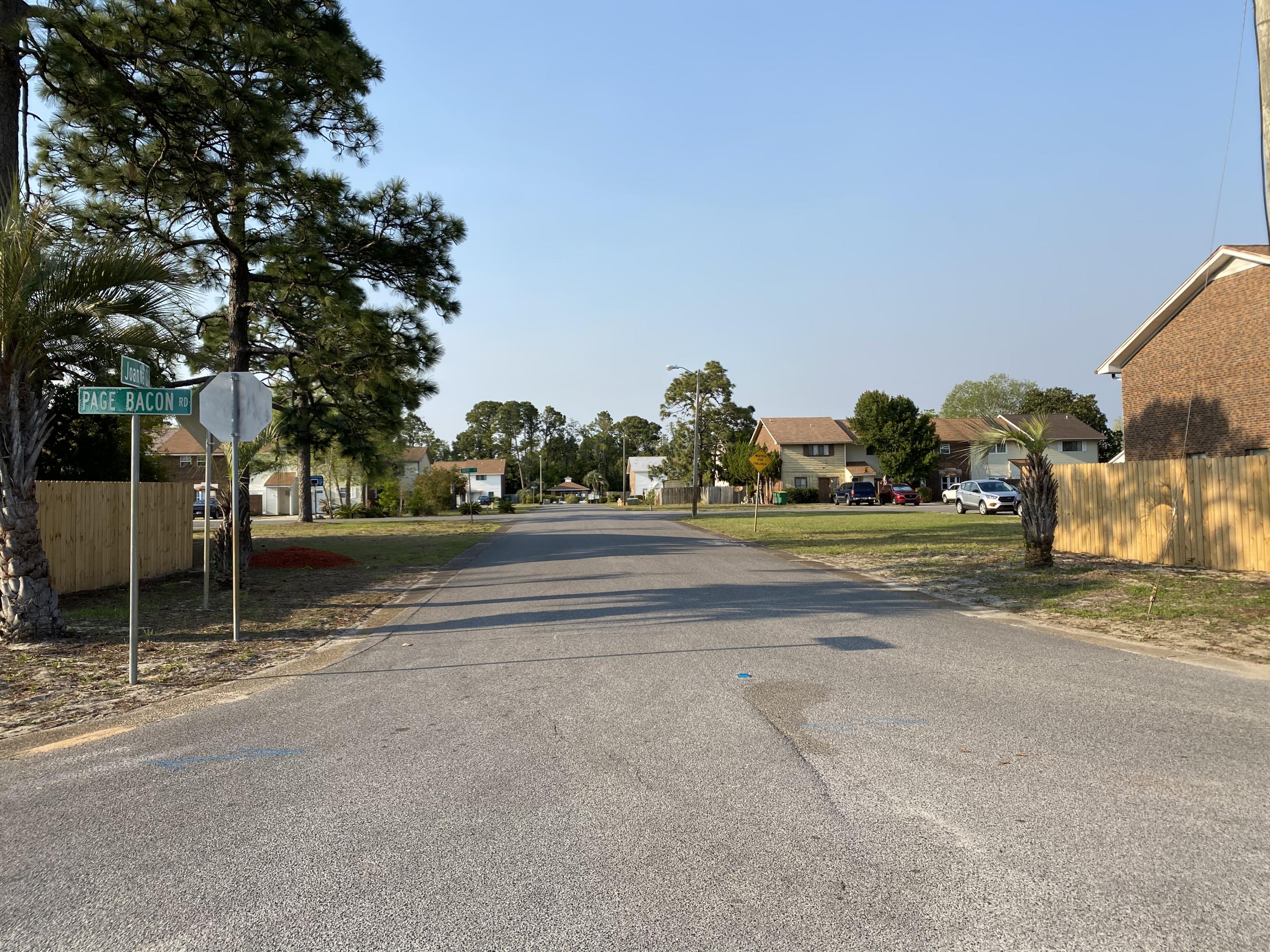 FOREST VIEW T/H - Residential