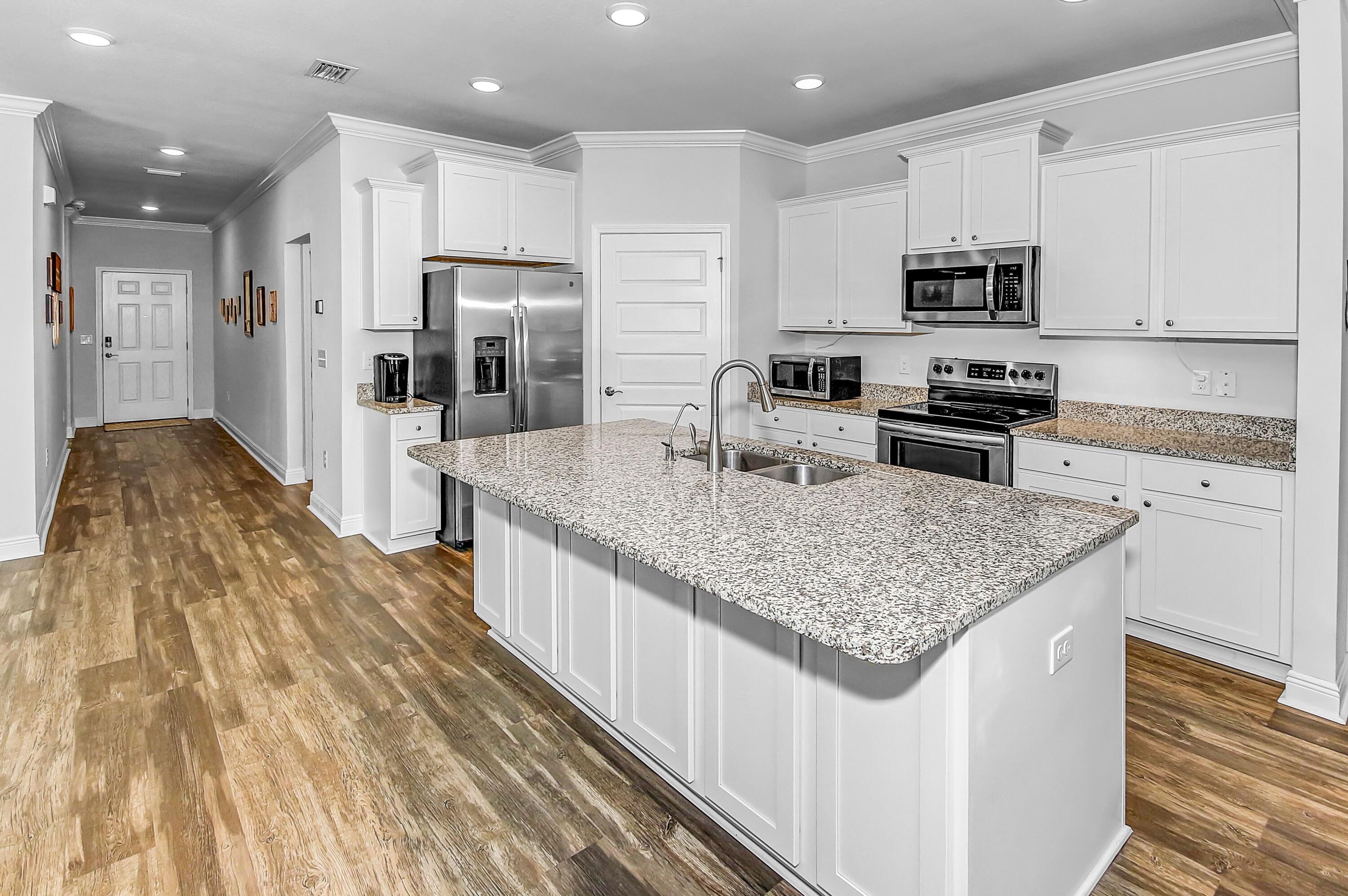 HAMMOCK BAY - Residential