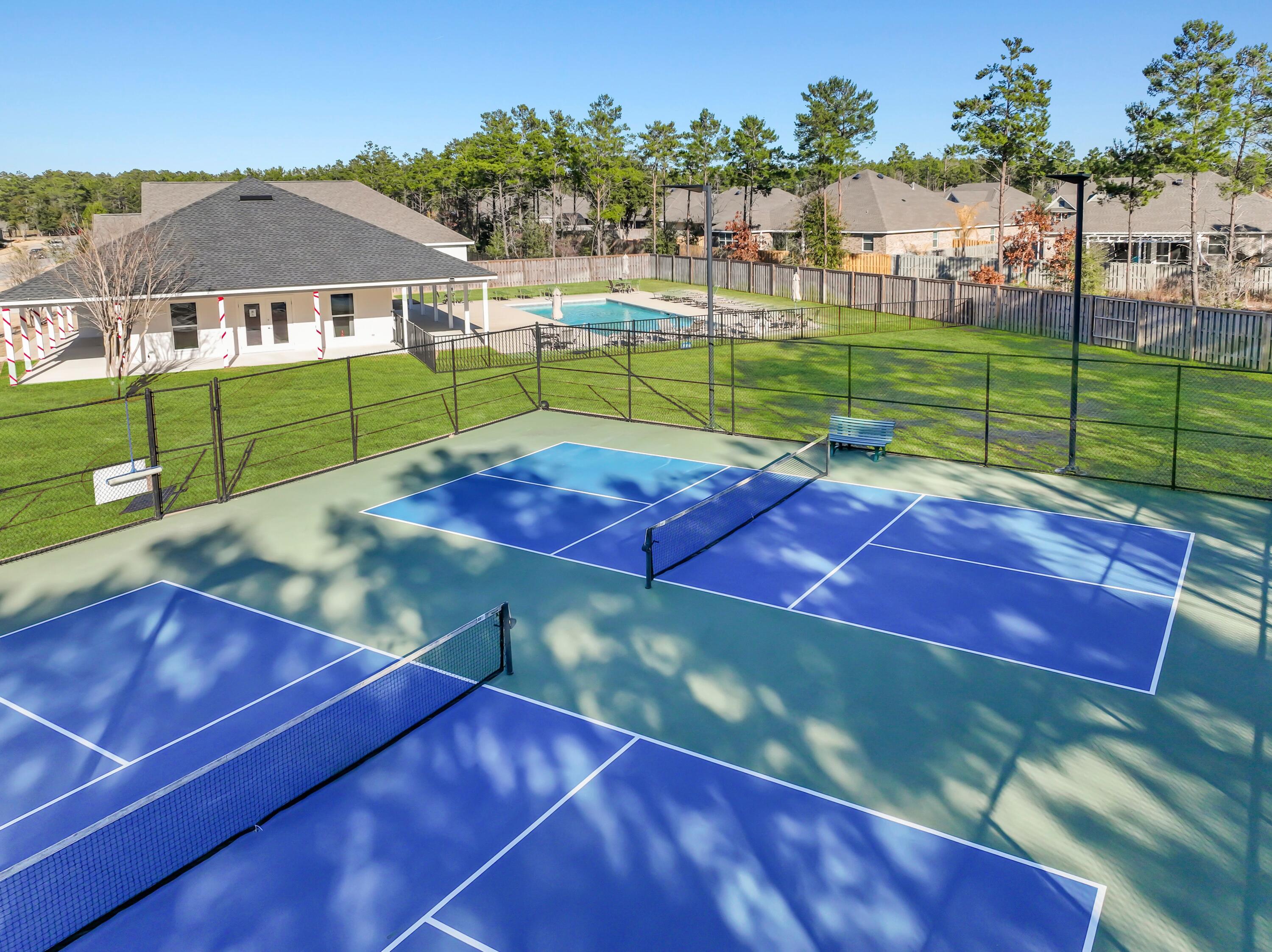 HAMMOCK BAY - Residential