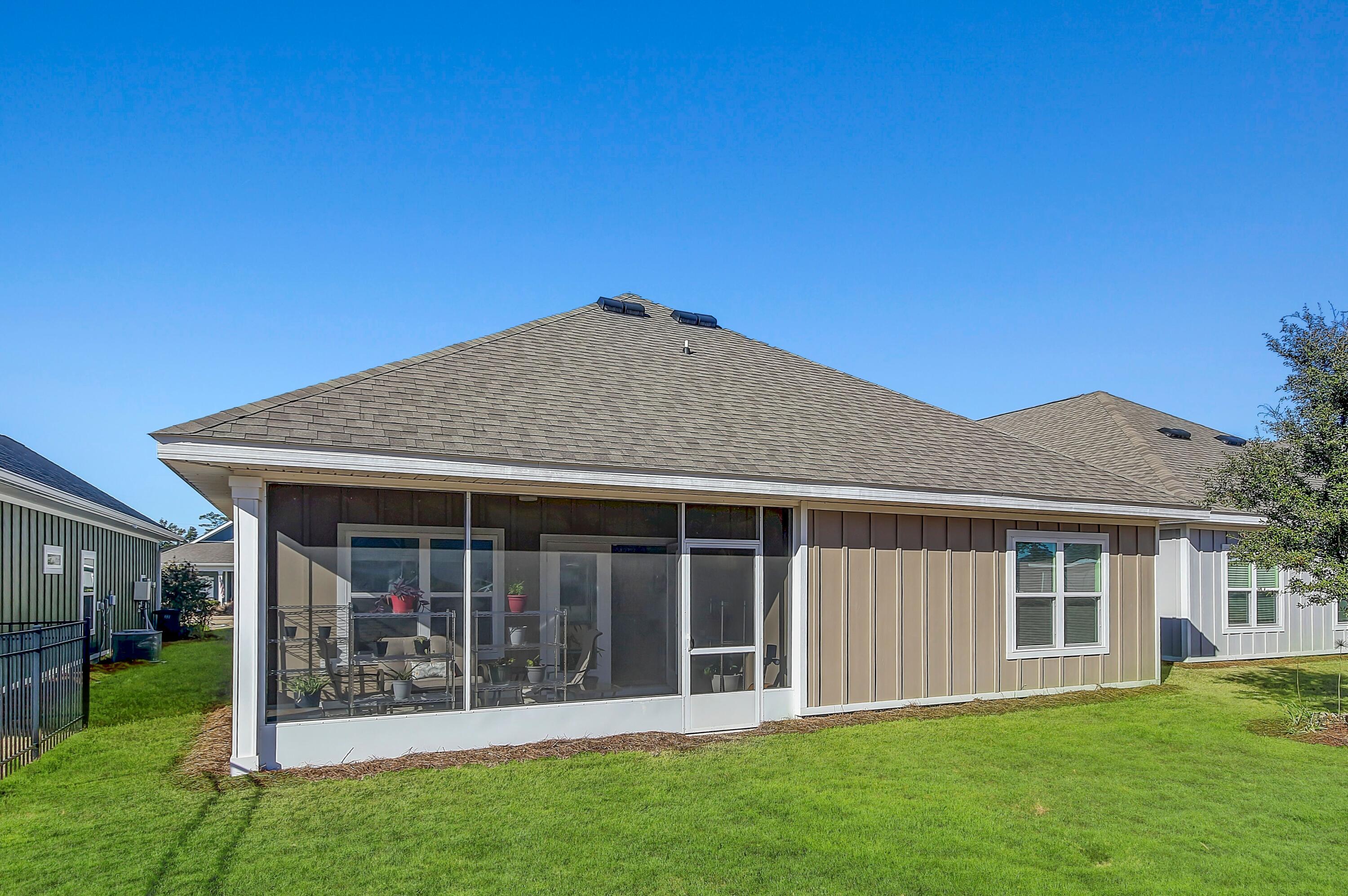 HAMMOCK BAY - Residential