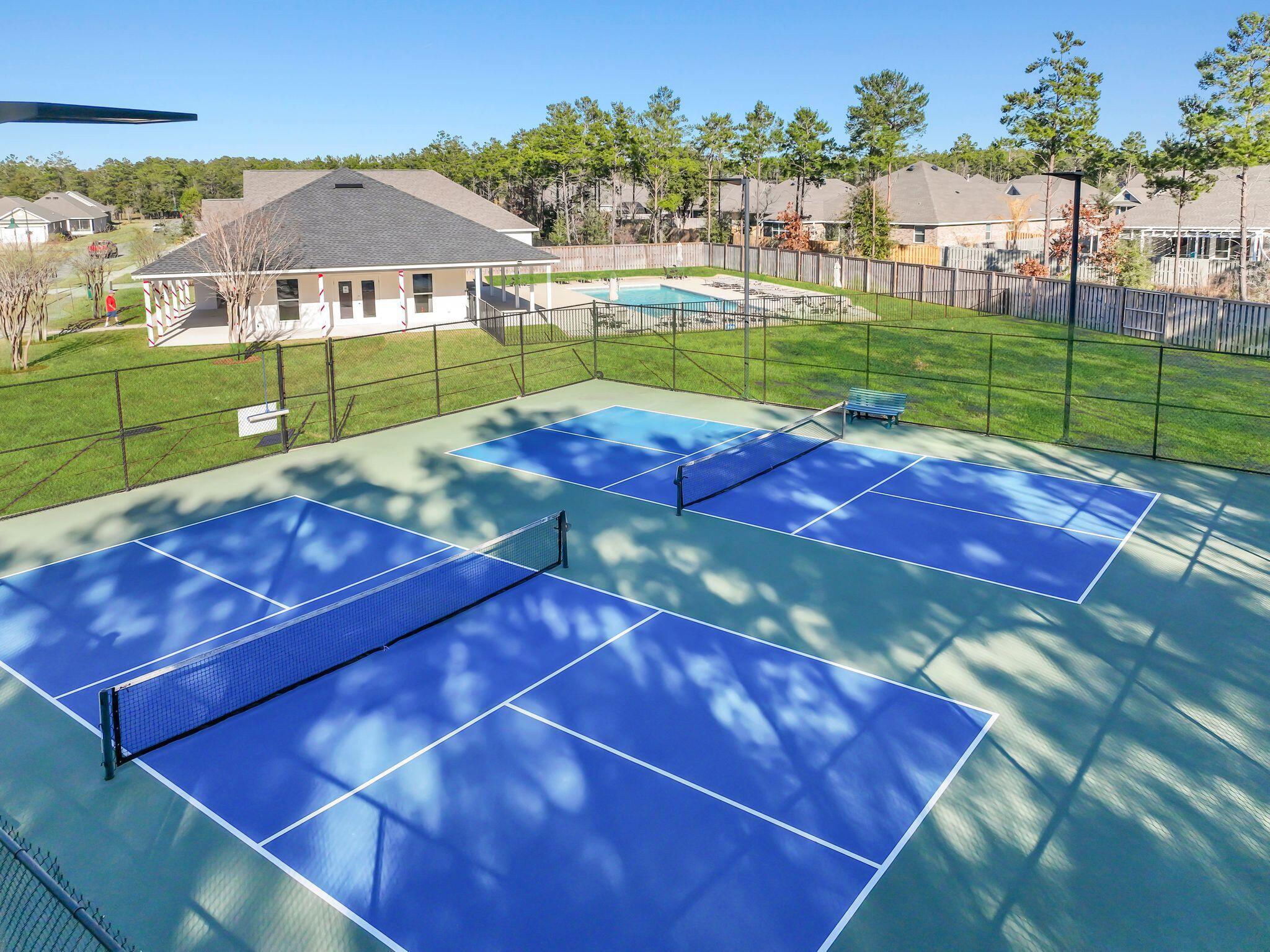 HAMMOCK BAY - Residential