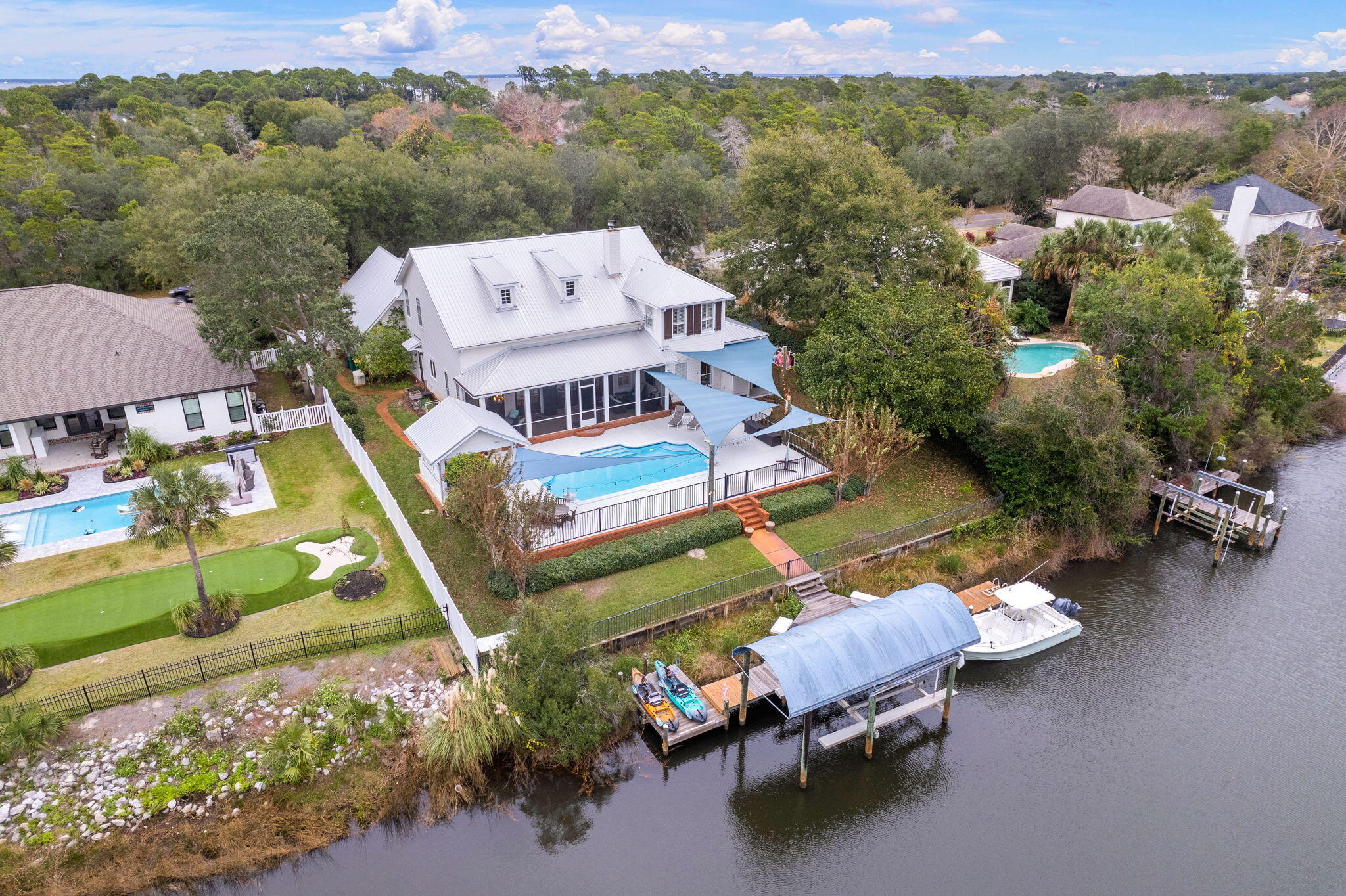 INDIAN CREEK S/D - Residential