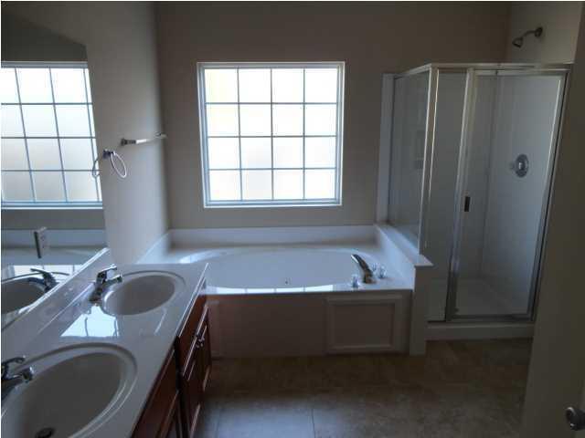 HERITAGE MANOR - Residential