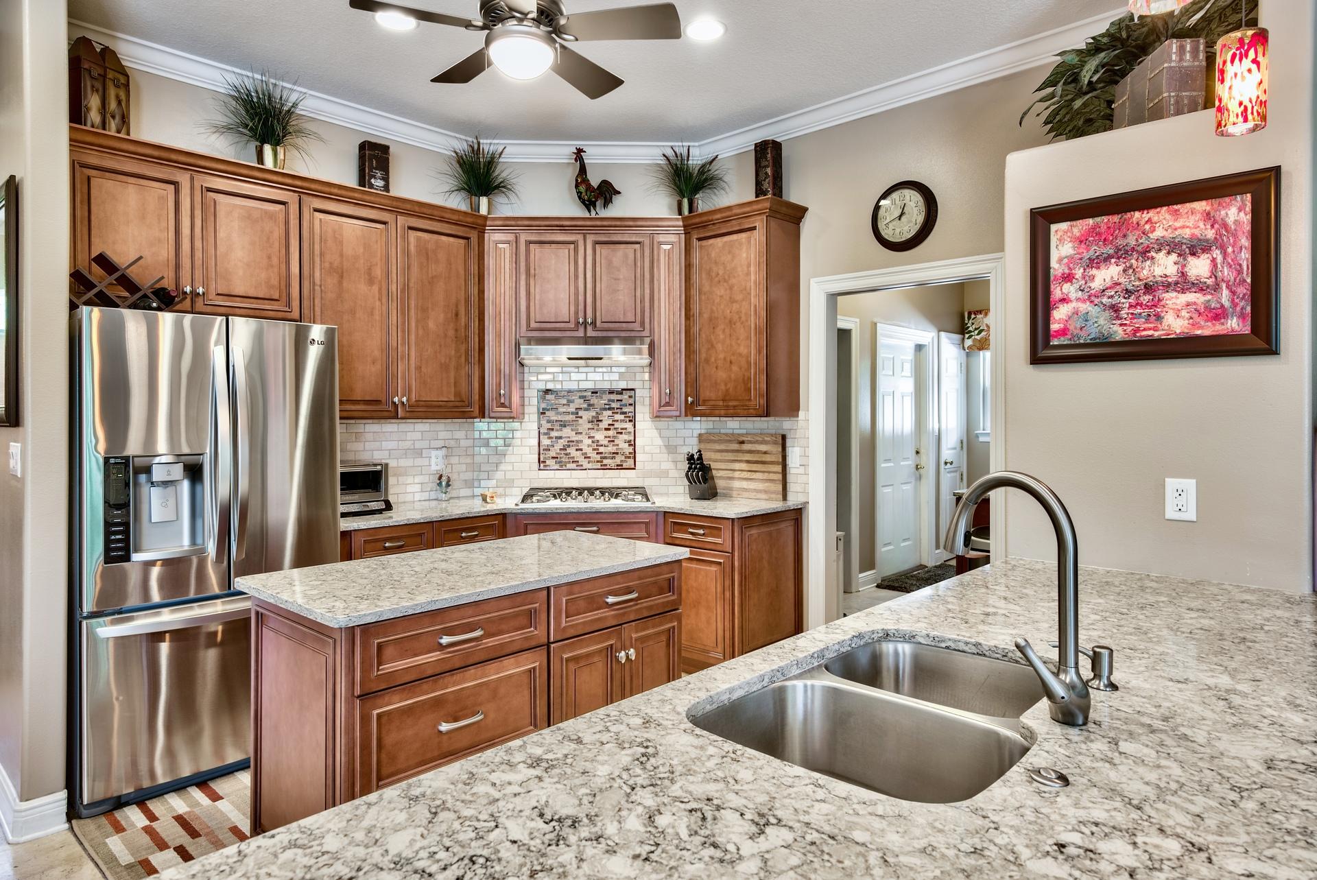 COUNTRY CLUB HILLS PH 1 - Residential