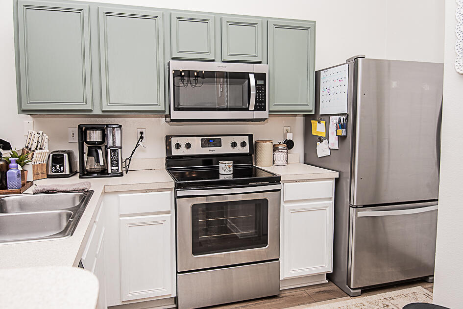 RIDGE CREST PH II - Residential Lease