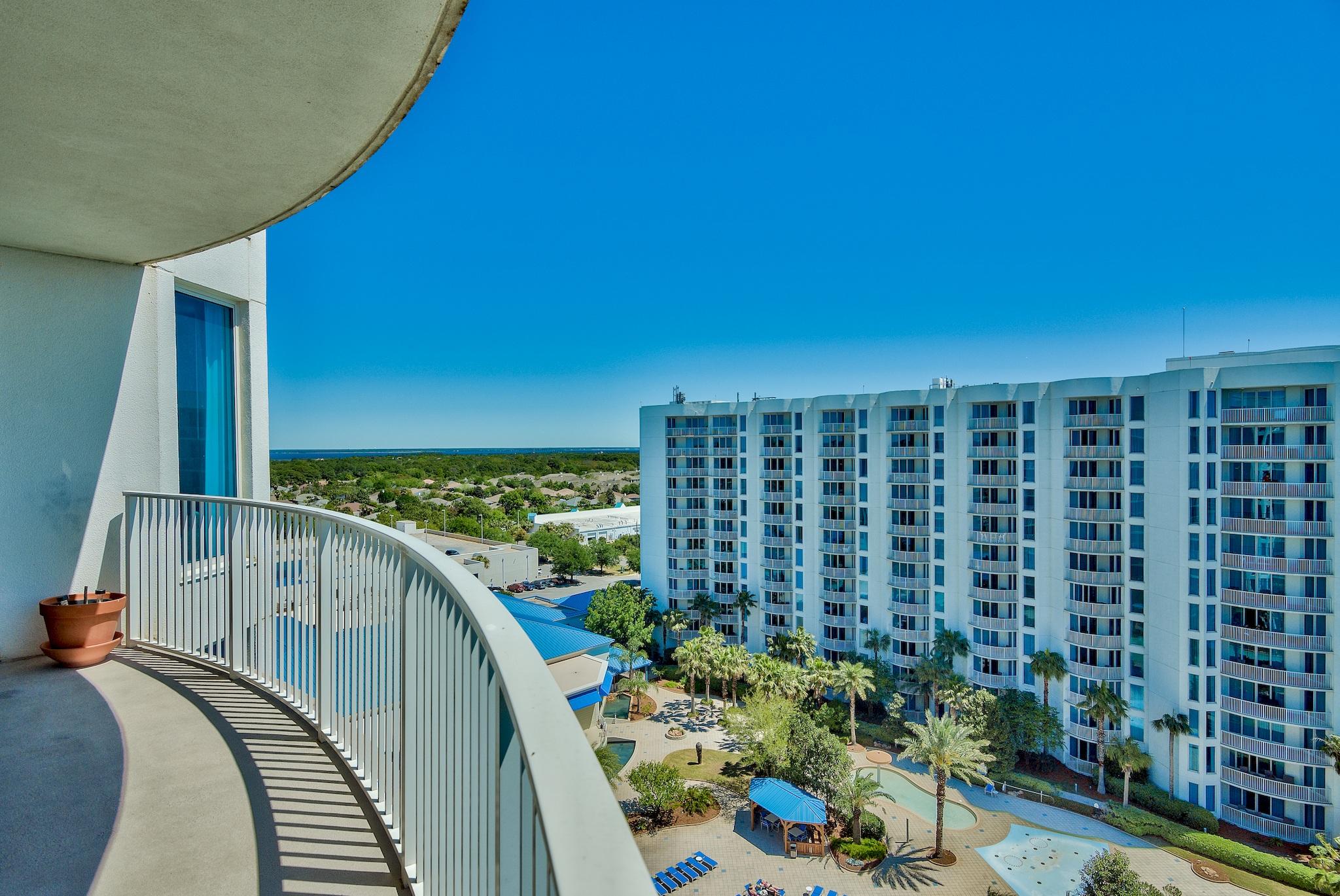 THE PALMS OF DESTIN - Residential