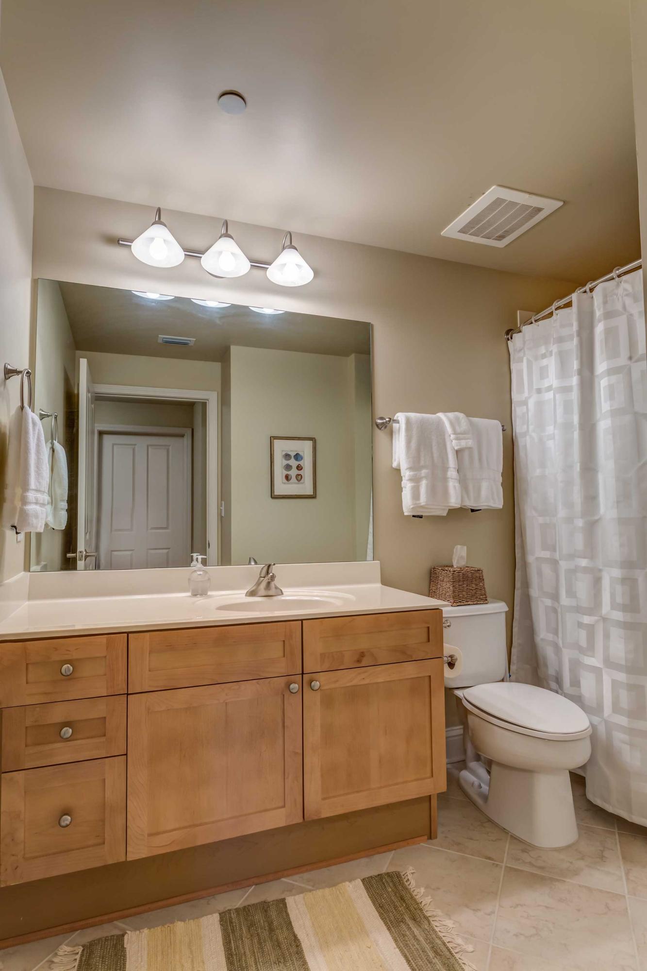 AQUA BEACHSIDE RESORT - Residential