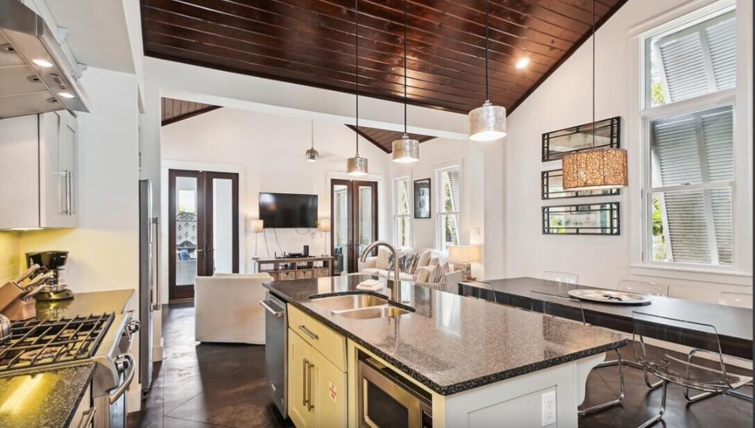 ROSEMARY BEACH - Residential