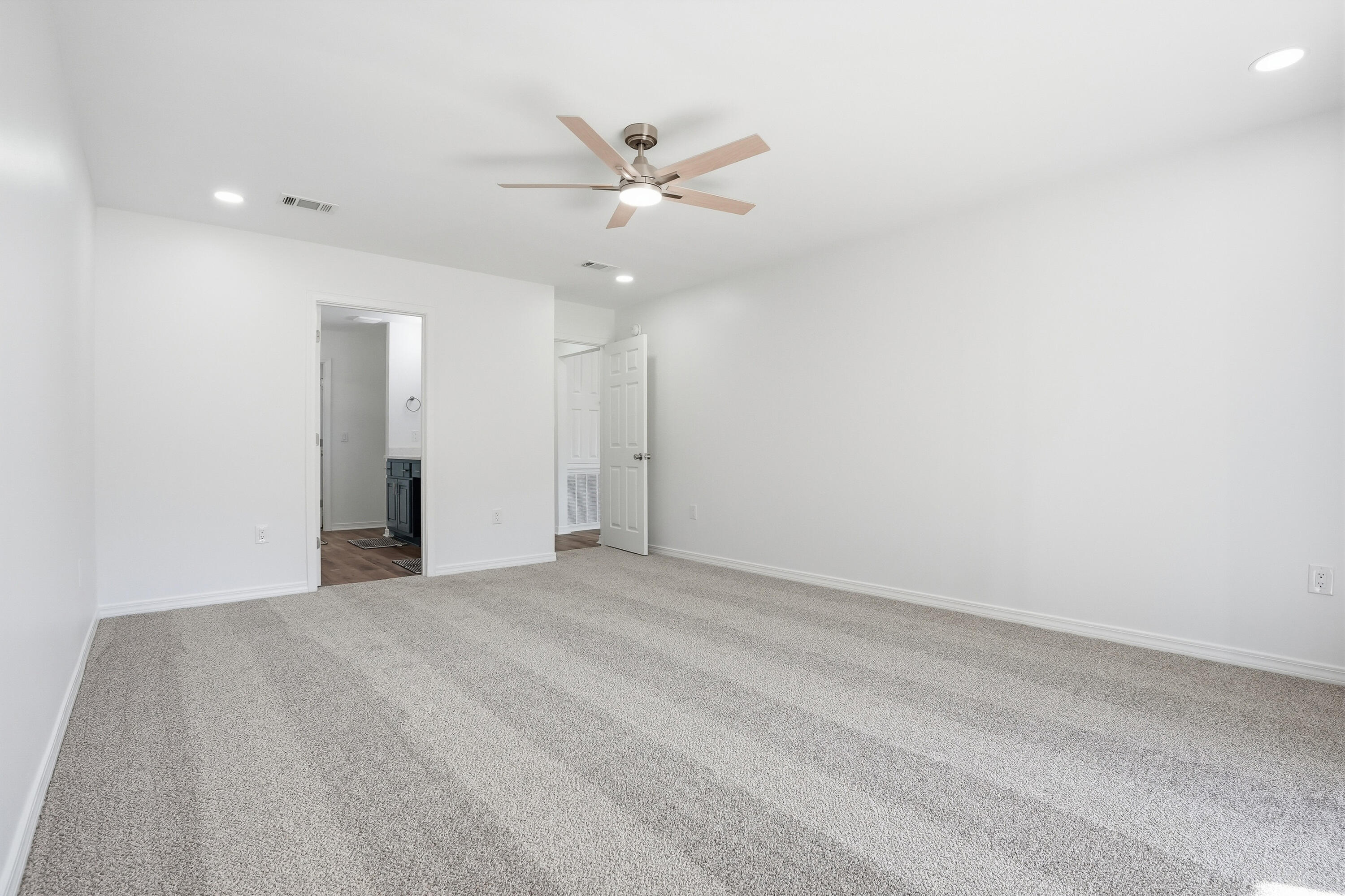 EMERALD VILLAGE S/D - Residential