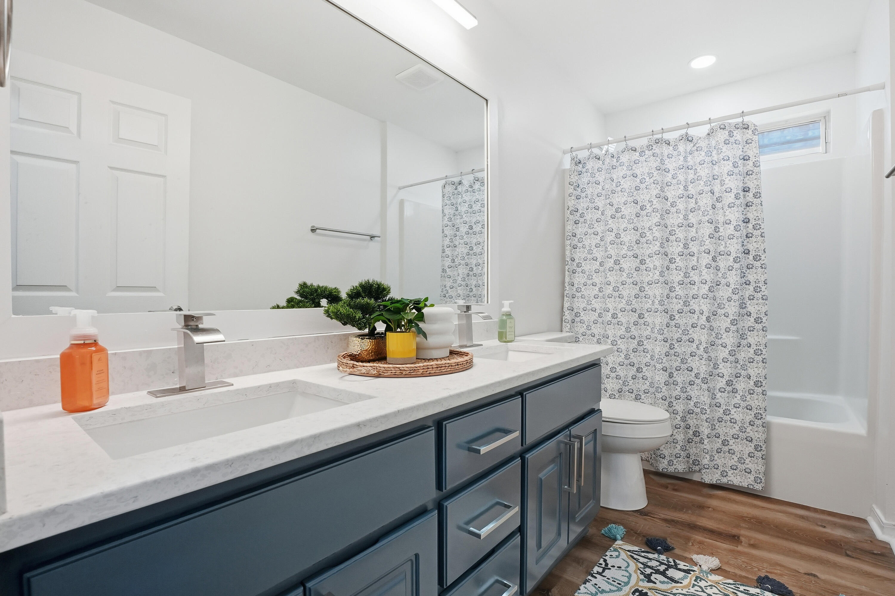 EMERALD VILLAGE S/D - Residential