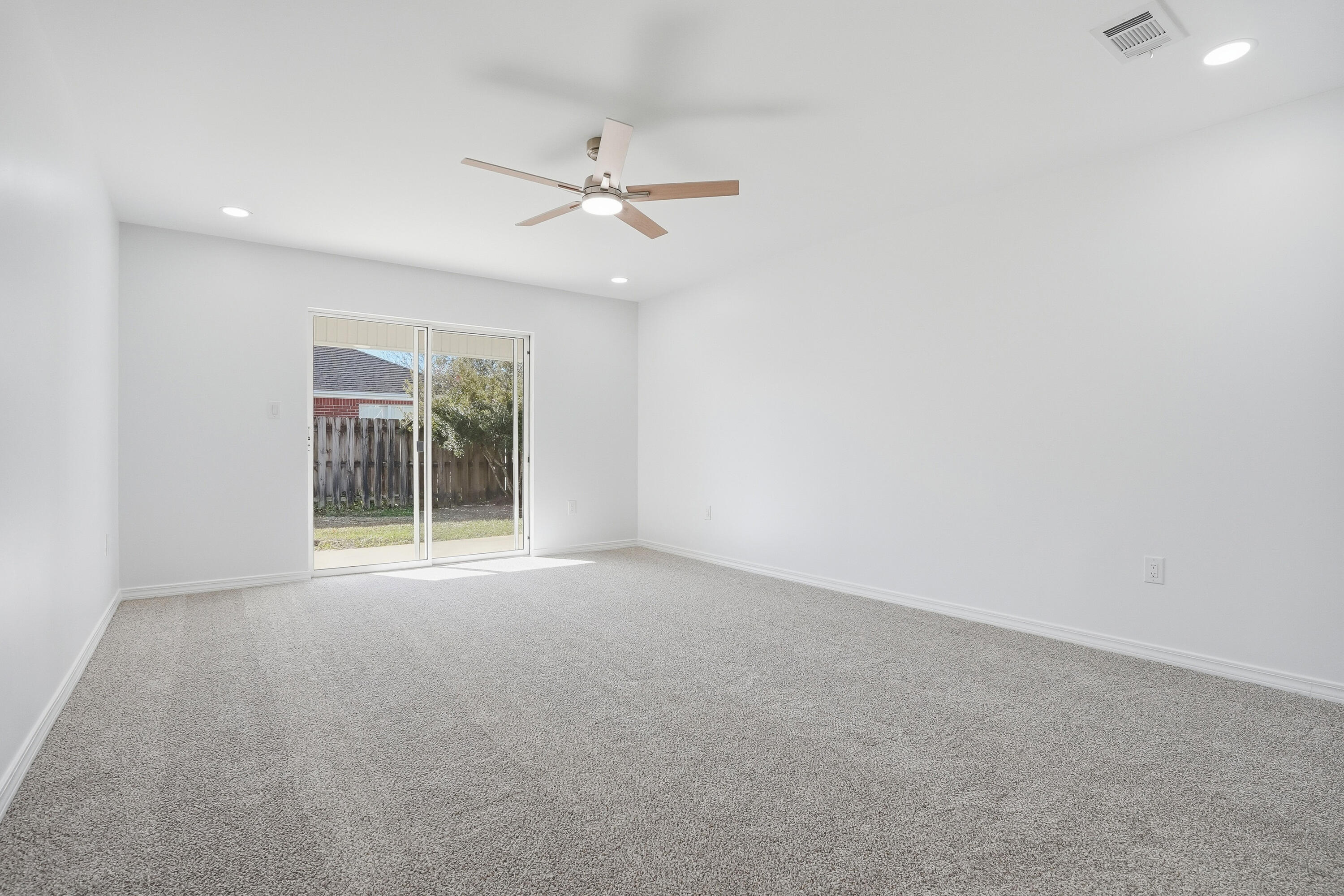 EMERALD VILLAGE S/D - Residential