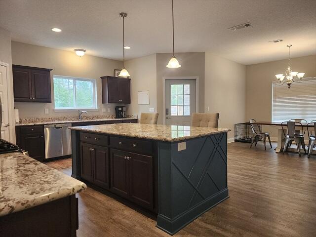 Nature Lake - Residential Lease