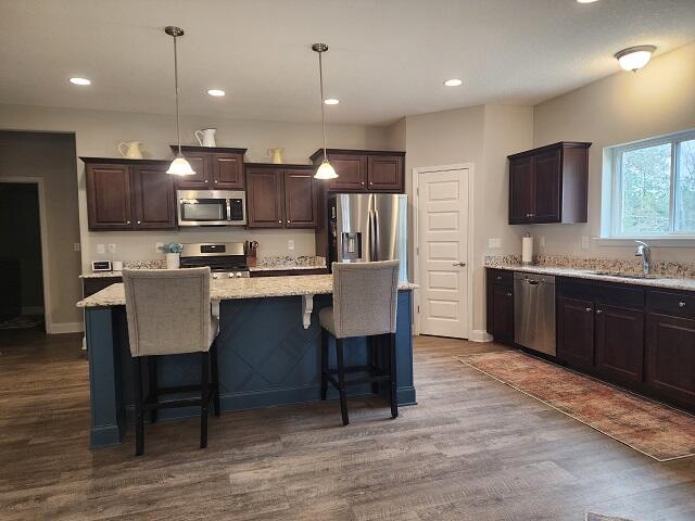 Nature Lake - Residential Lease