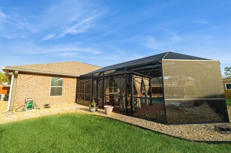 THE MEADOWS - Residential