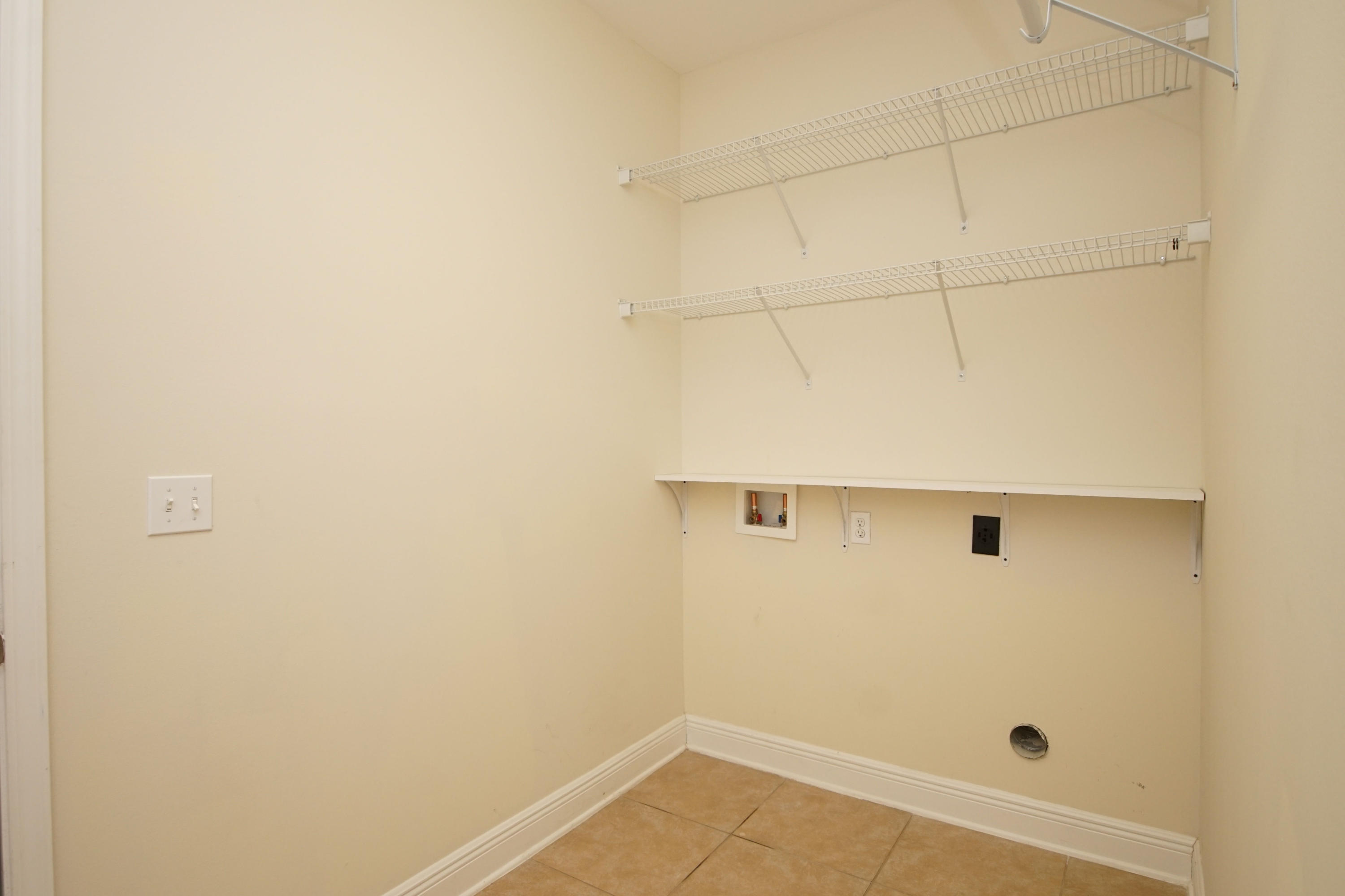 ROLLING RIDGE S/D - Residential