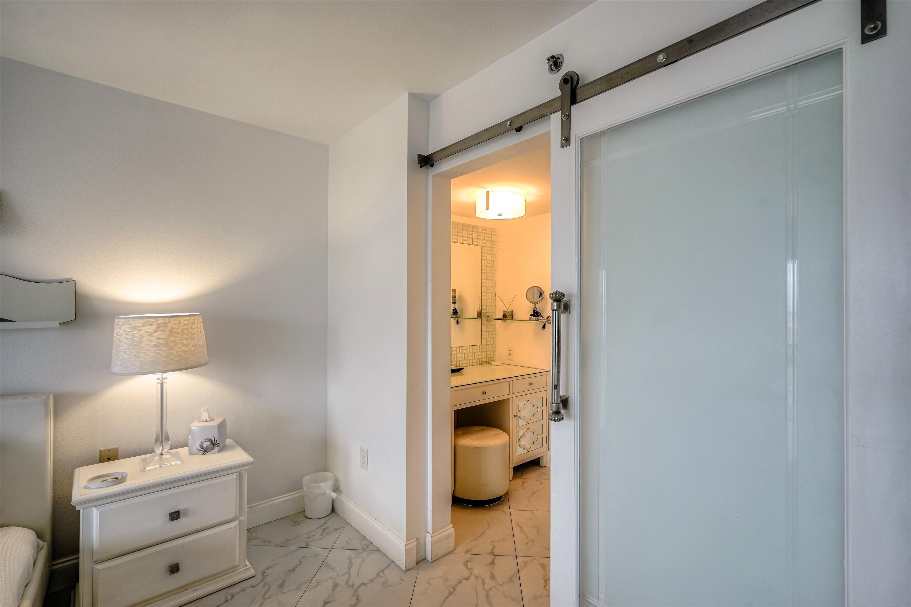 SURF DWELLER CONDO - Residential