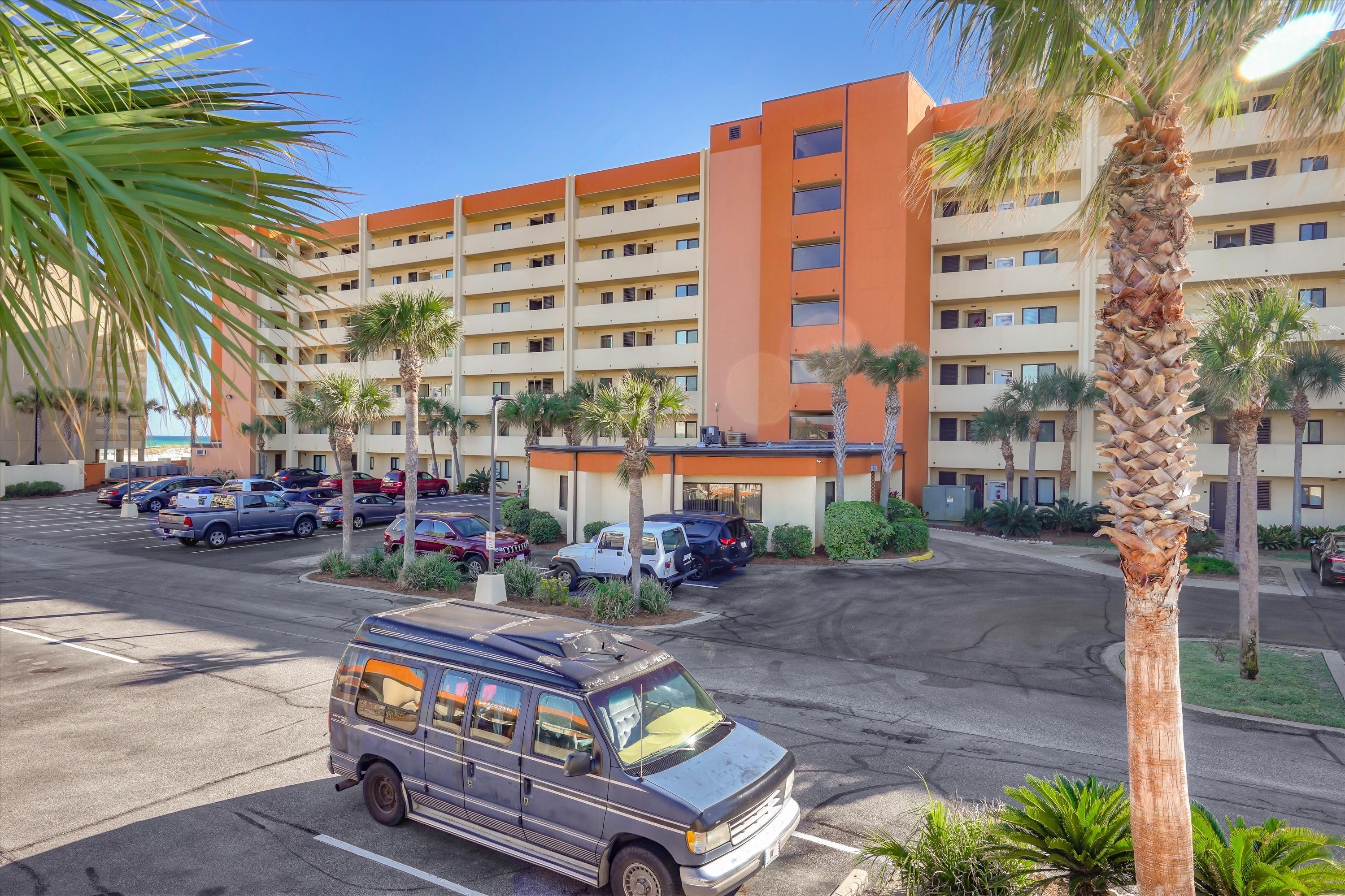 SURF DWELLER CONDO - Residential