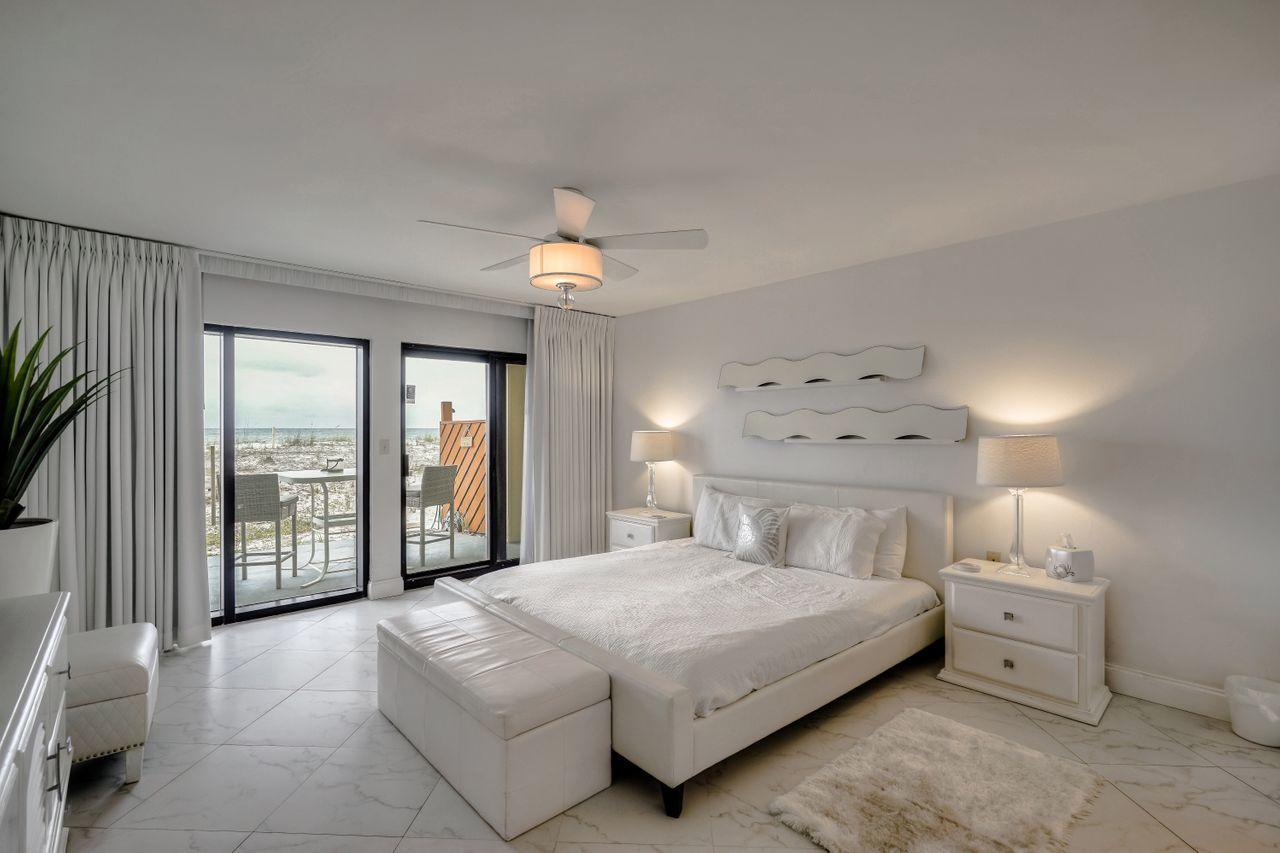 SURF DWELLER CONDO - Residential